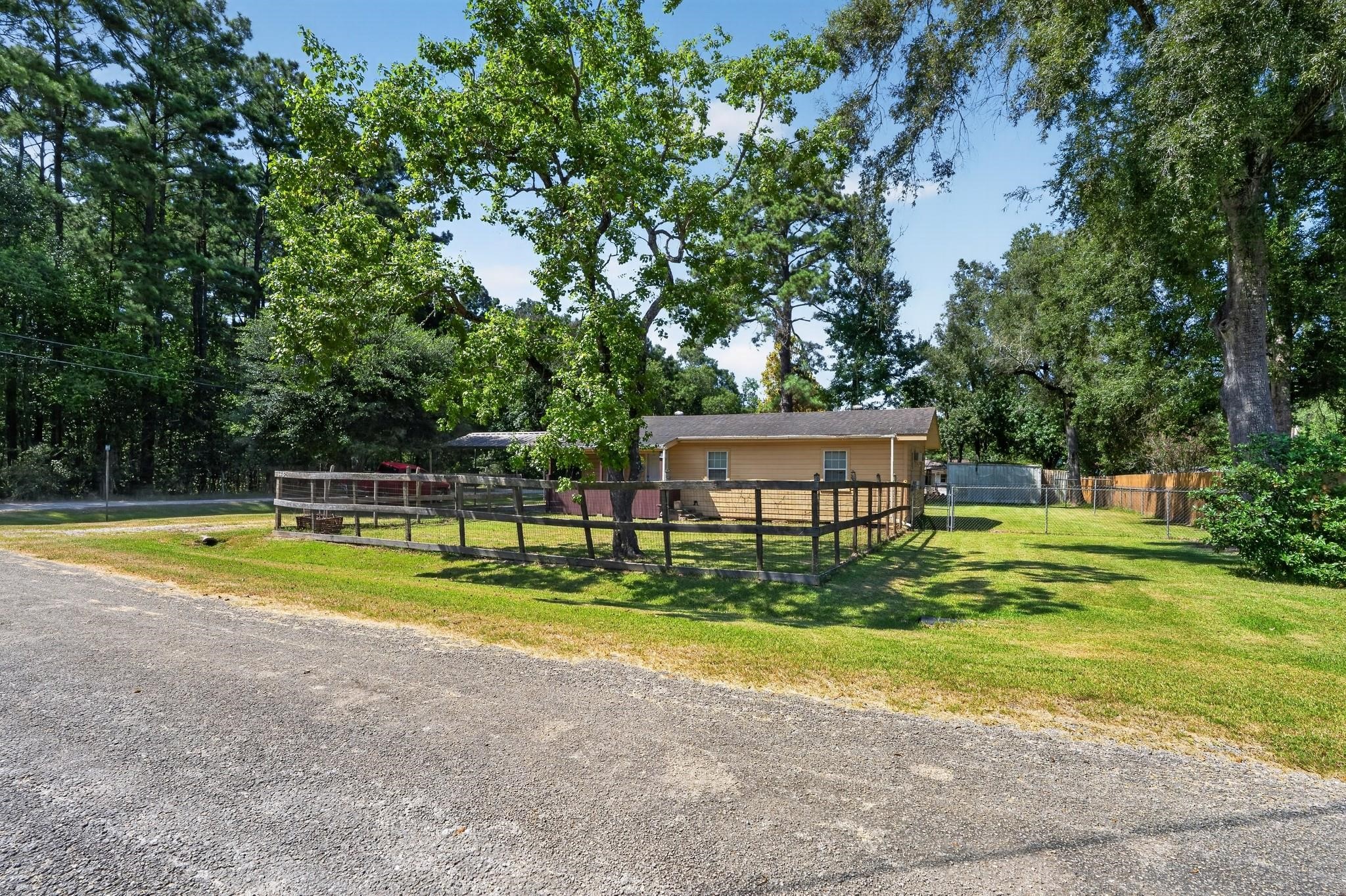 1415 Sharon Street Property Photo 2