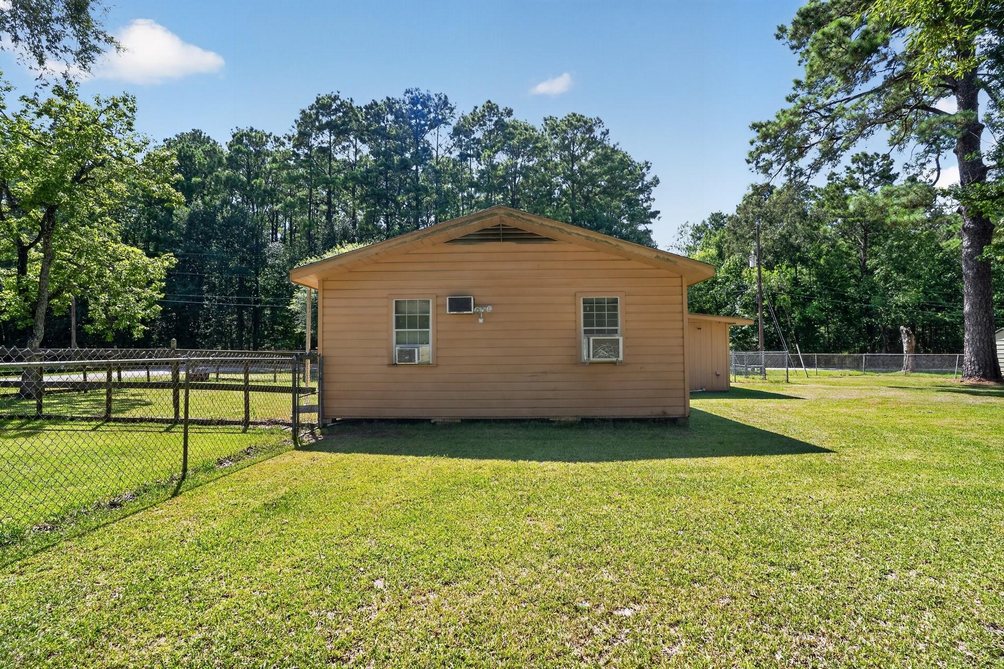 1415 Sharon Street Property Photo 24