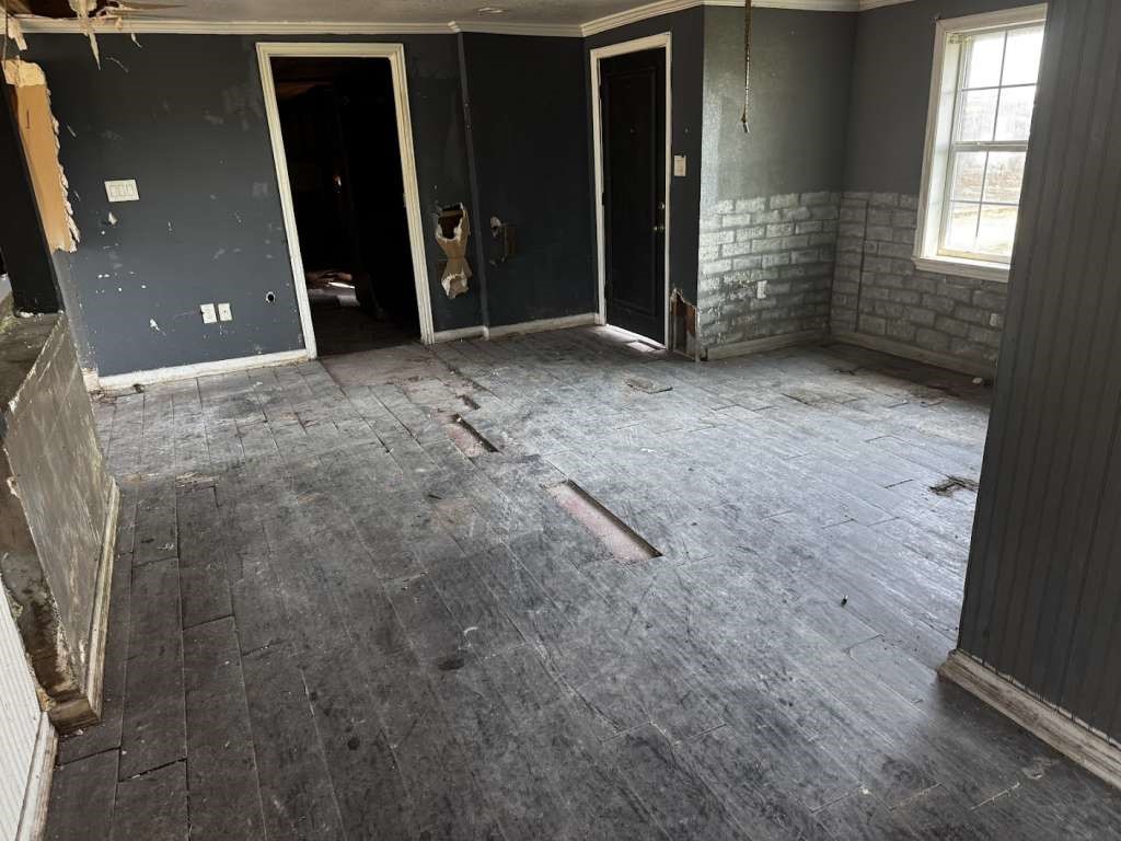 20202 Highway 36 Property Photo 2