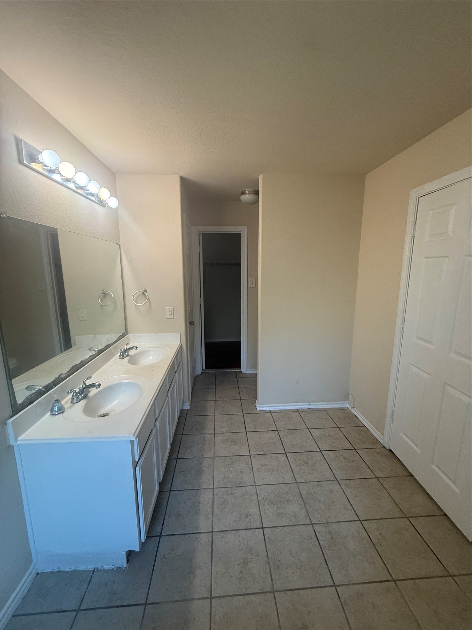22607 Banter Point Lane Property Photo 9