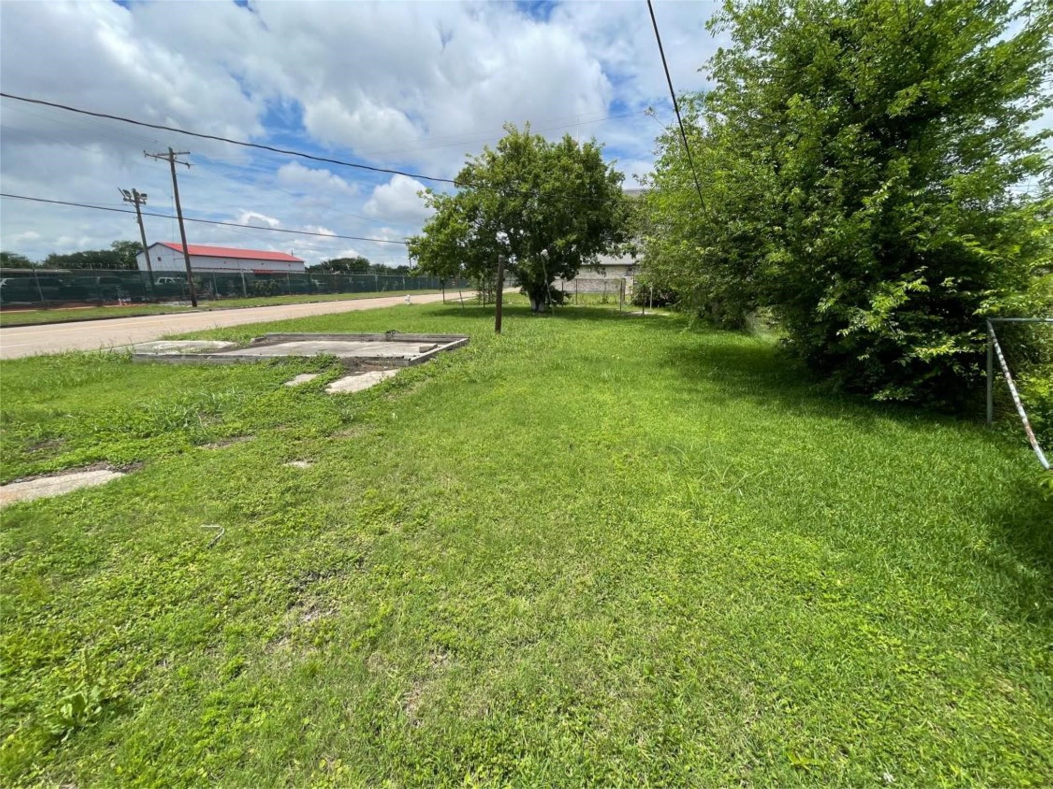 501 14th Street Property Photo 6