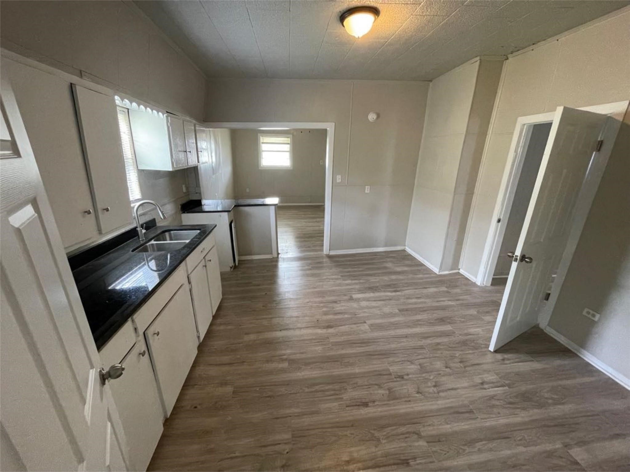 501 14th Street Property Photo 11