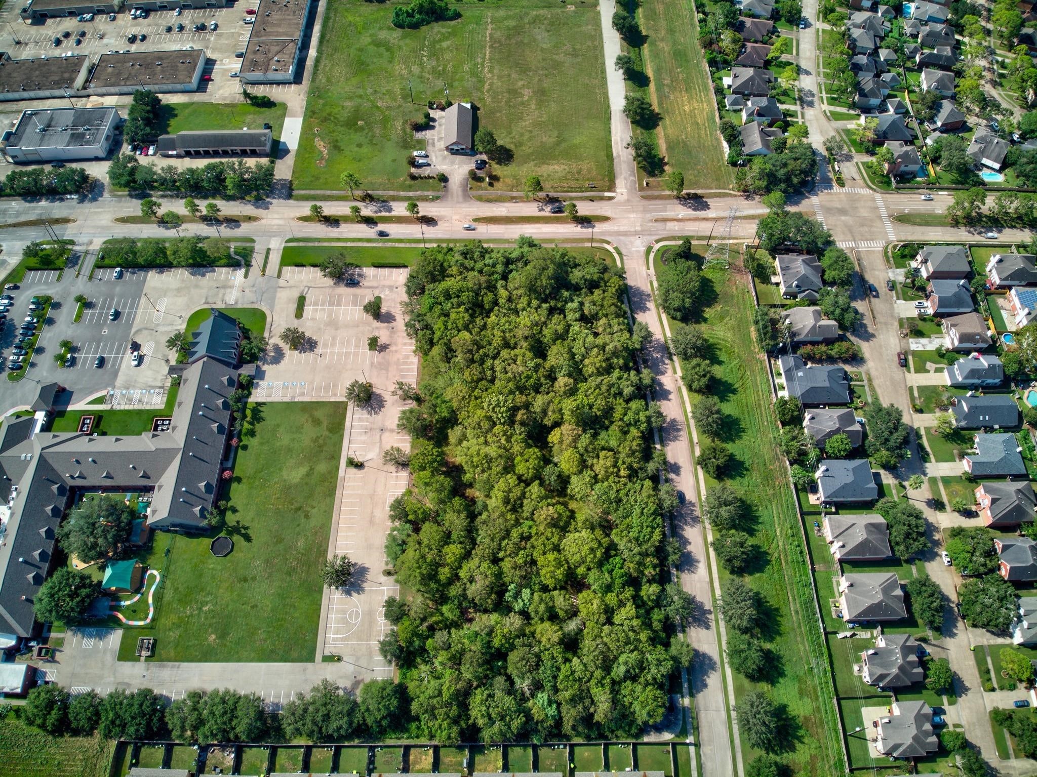3900 Lexington Boulevard Property Photo