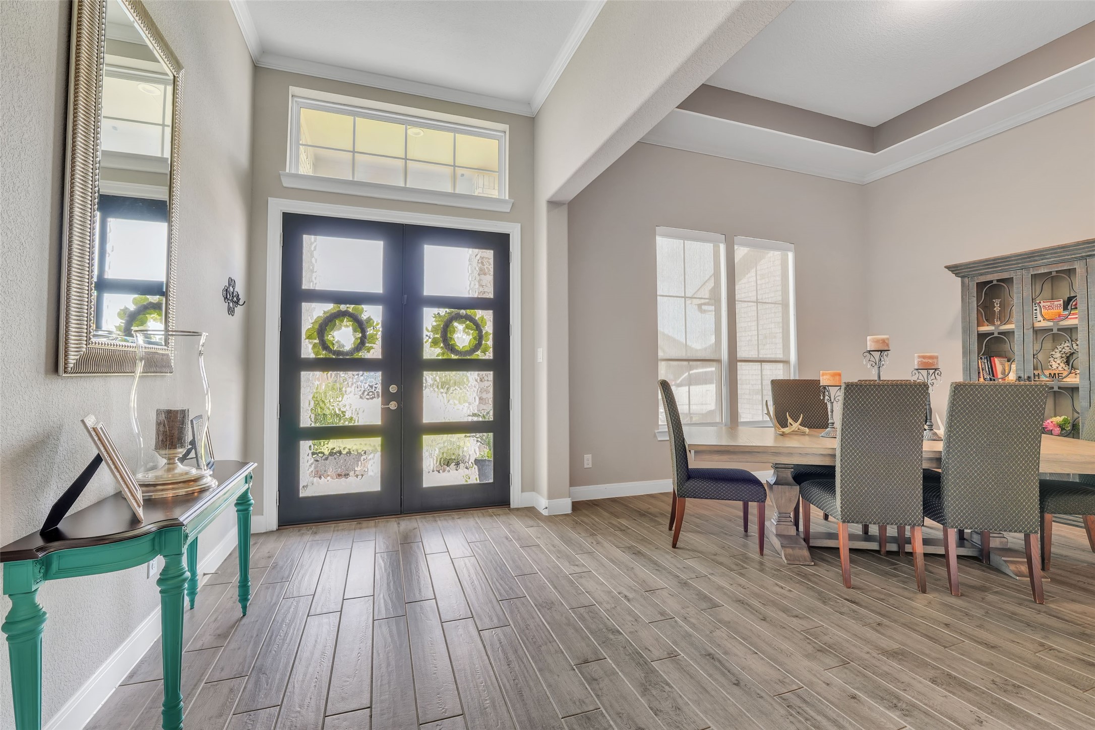 1541 N Blue Bonnet Lane Property Photo 2