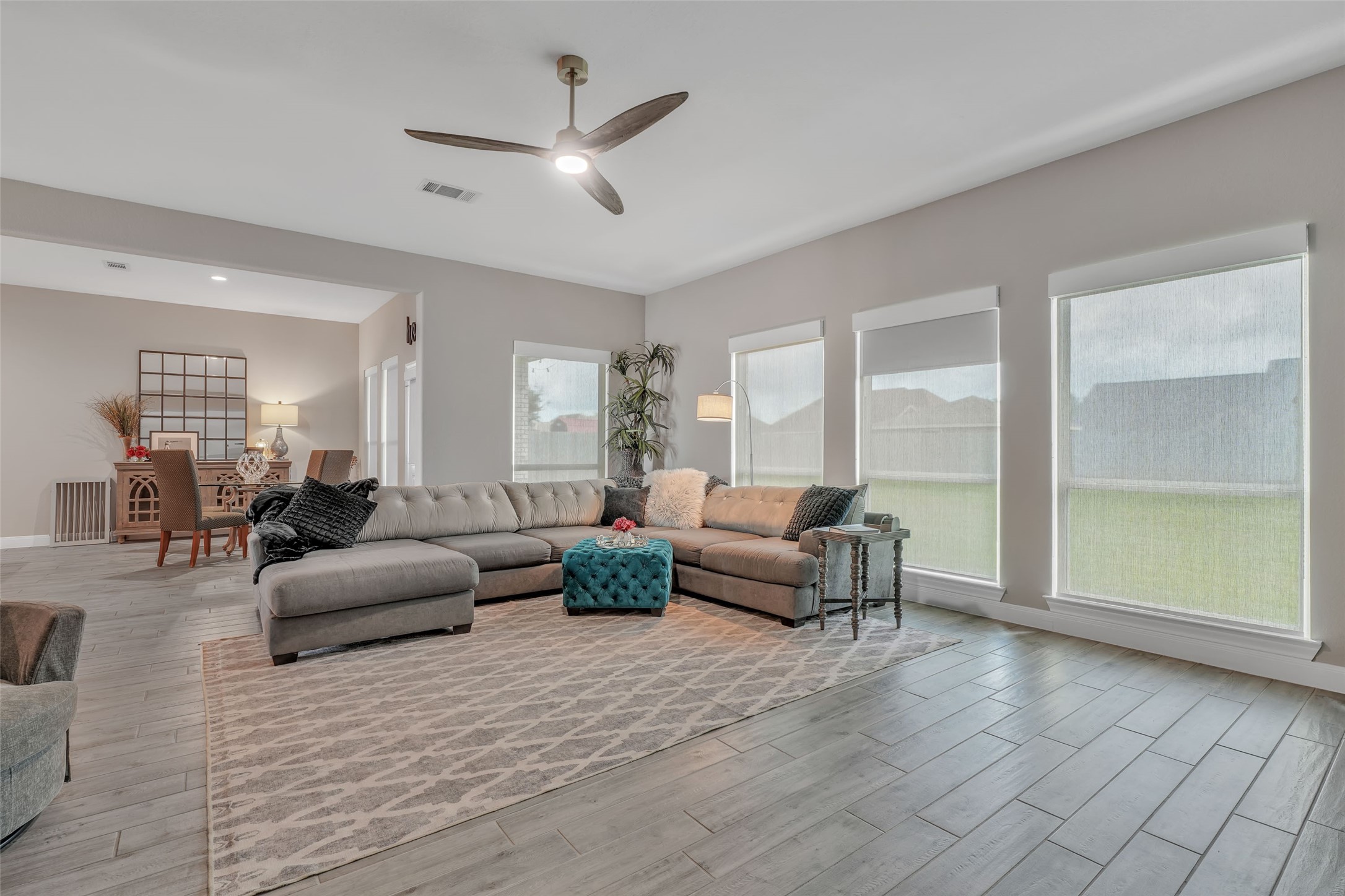 1541 N Blue Bonnet Lane Property Photo 13