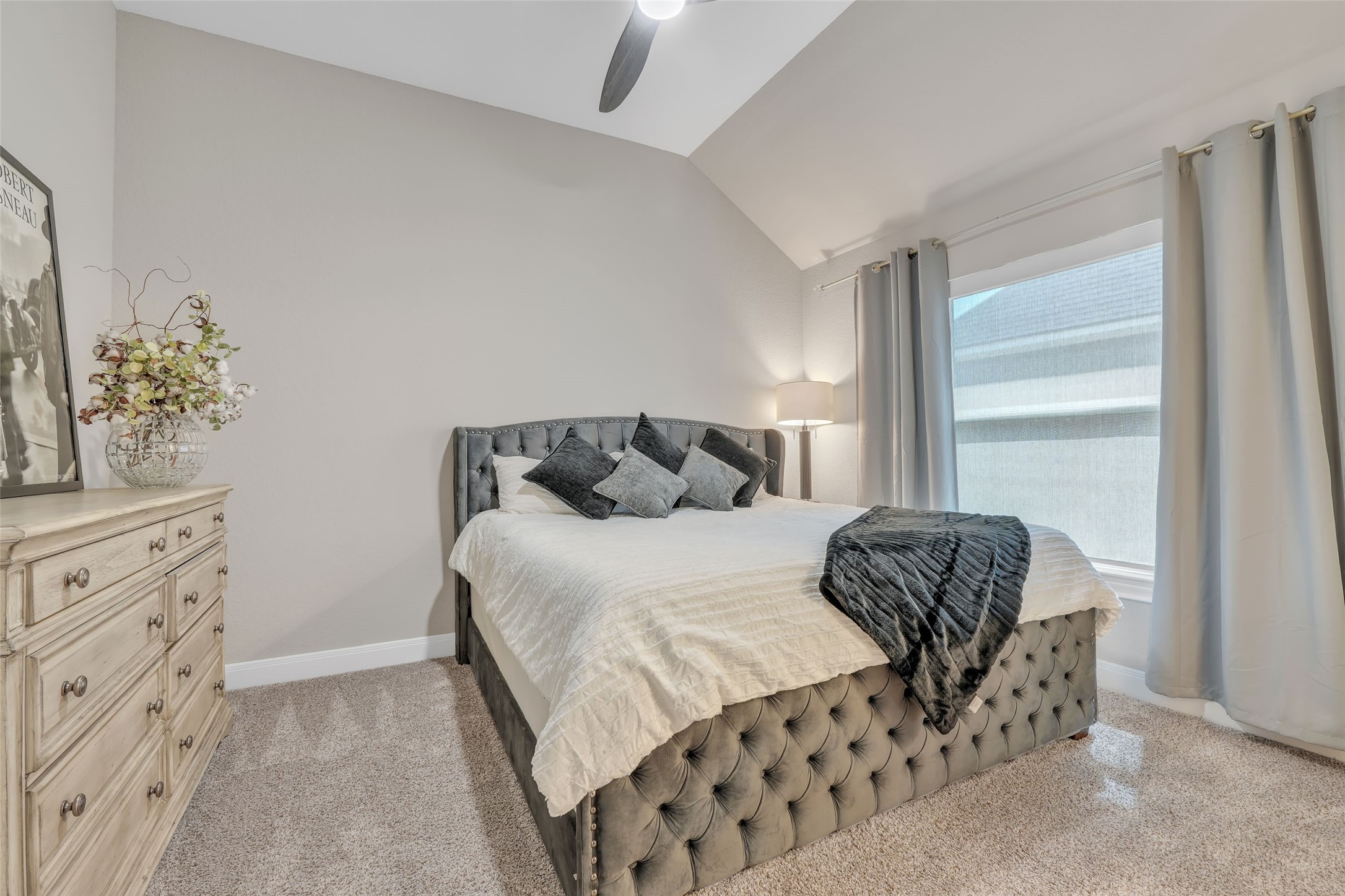 1541 N Blue Bonnet Lane Property Photo 18