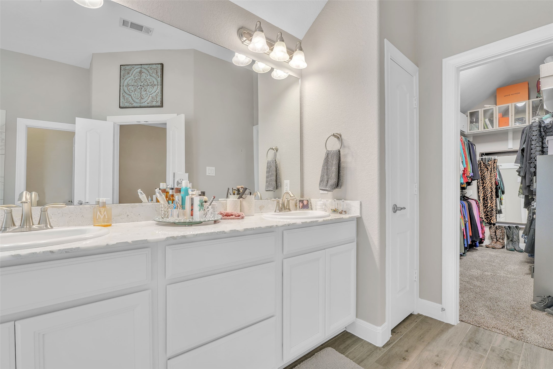 1541 N Blue Bonnet Lane Property Photo 24