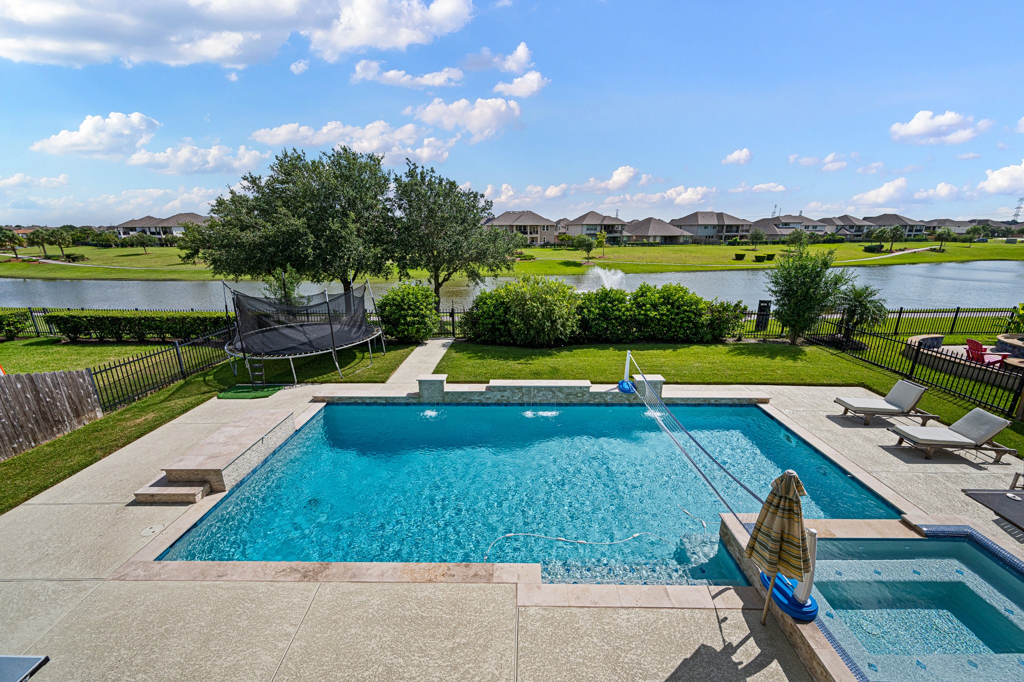 4627 Miramar Drive Property Photo 23