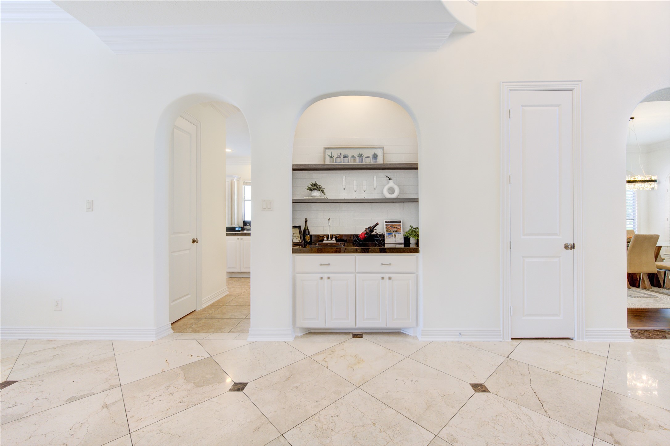 14014 Hampton Cove Drive Property Photo 11
