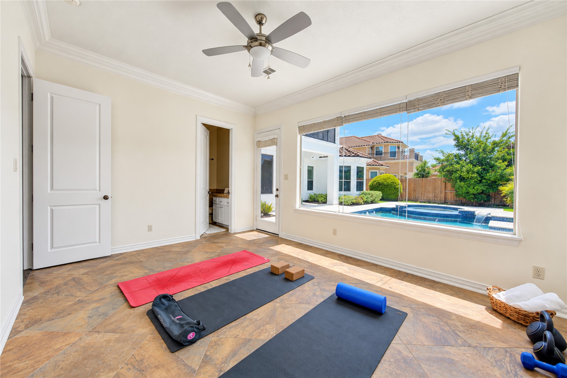 14014 Hampton Cove Drive Property Photo 28