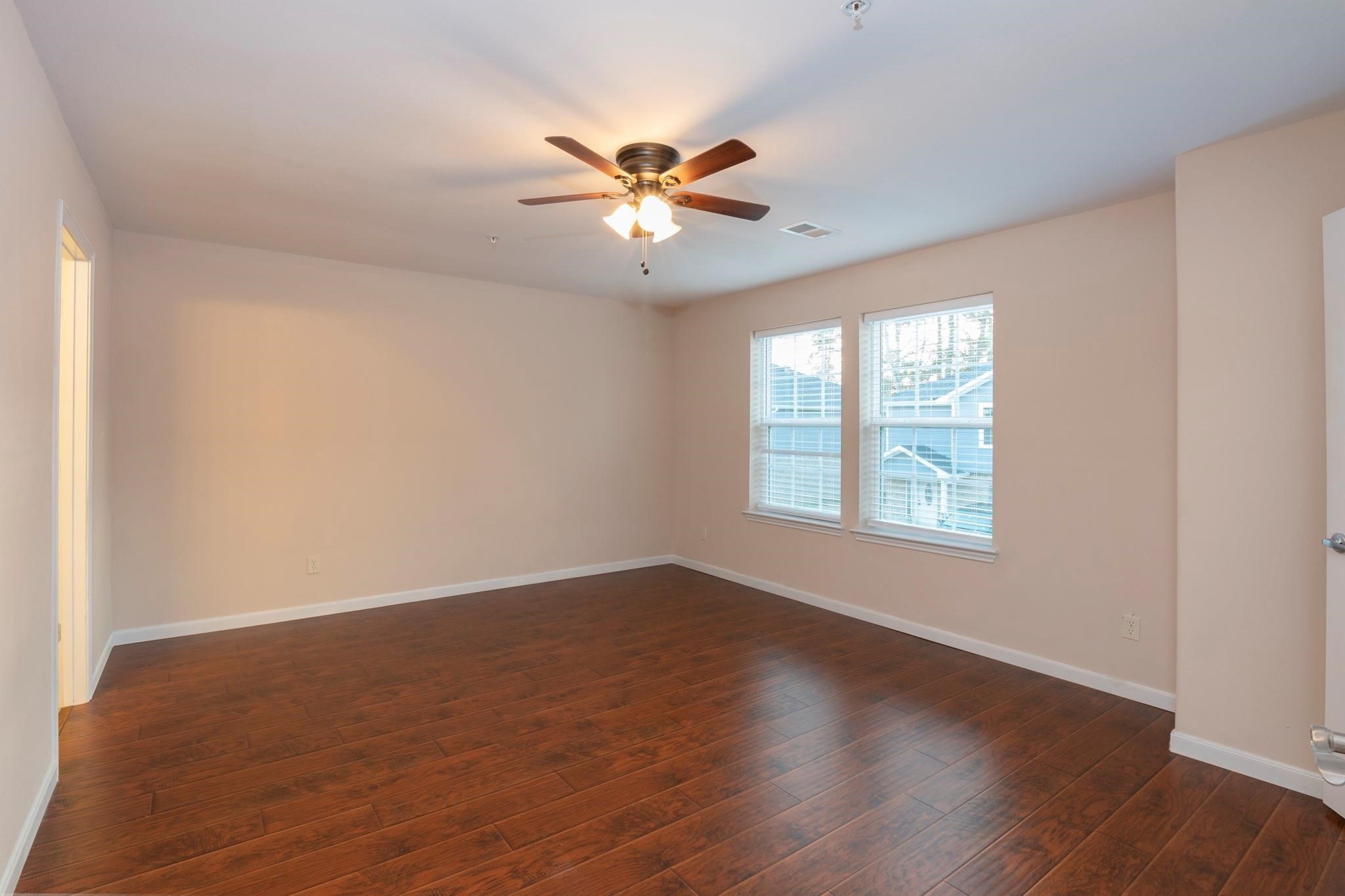22262 Unit 11 Adams Street Property Photo 10