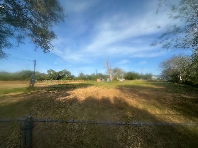 101 Lake Wood Drive Property Photo 1