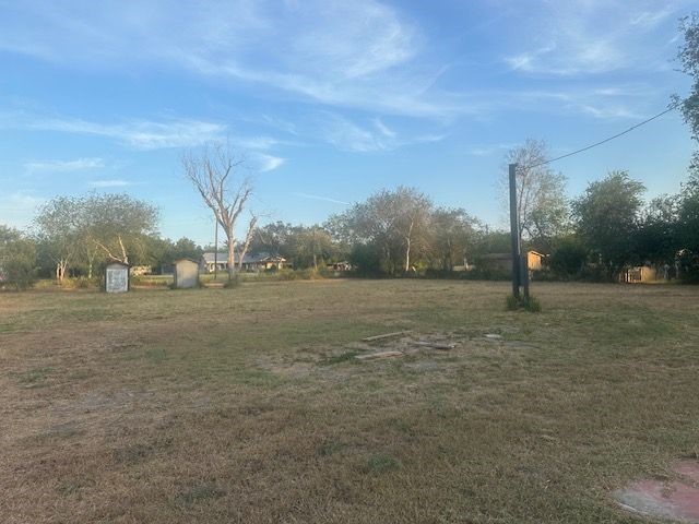 101 Lake Wood Drive Property Photo 13