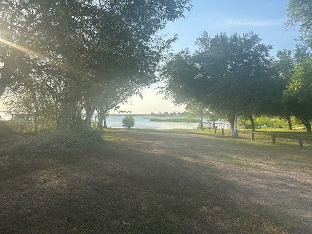 101 Lake Wood Drive Property Photo 17