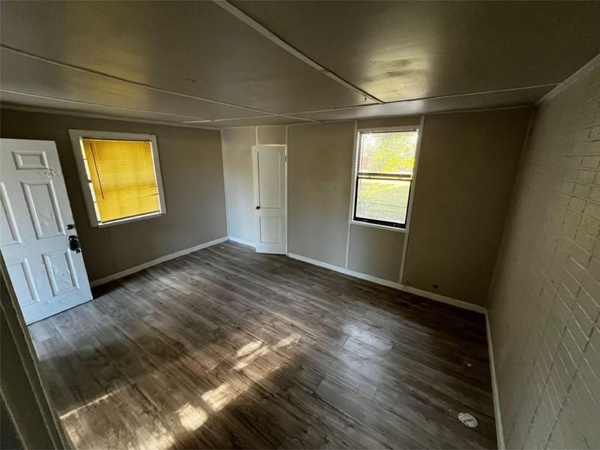 1648 W Rev Dr Ransom Howard Street Property Photo 3