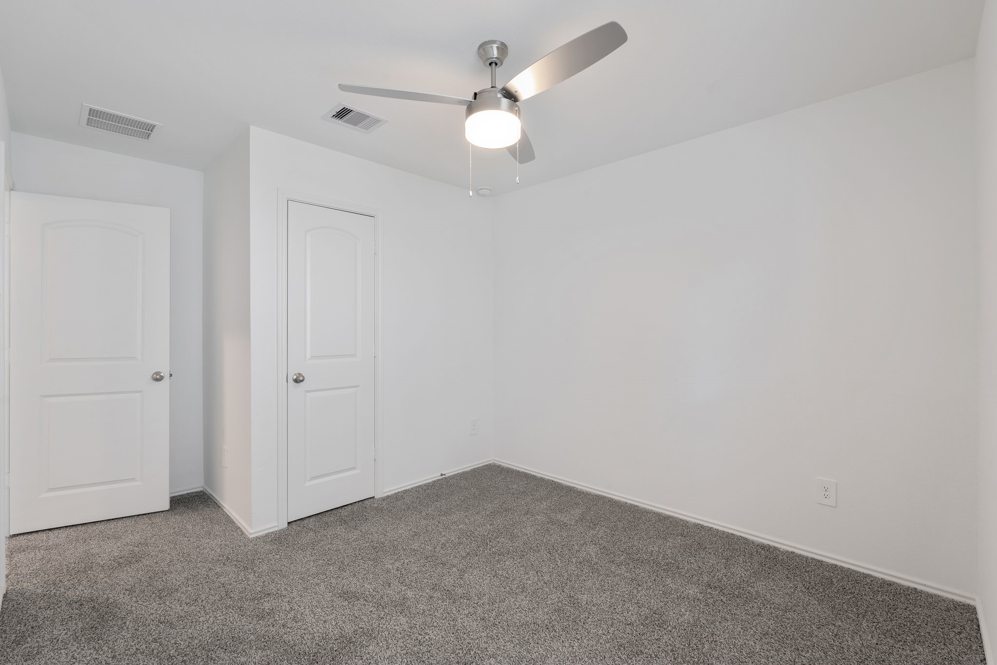 5203 Mossdale Bluff Lane Property Photo 18