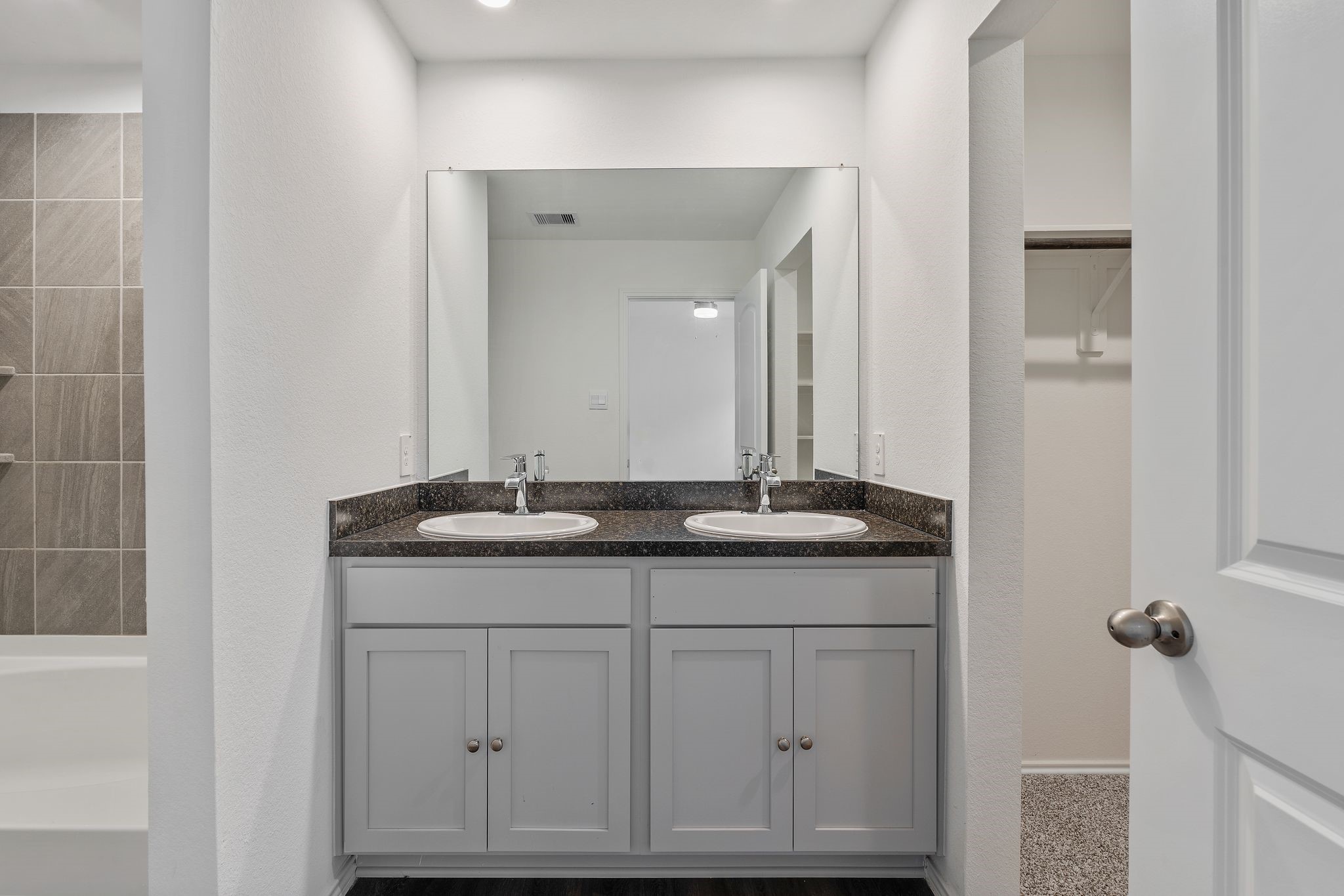 5203 Mossdale Bluff Lane Property Photo 21