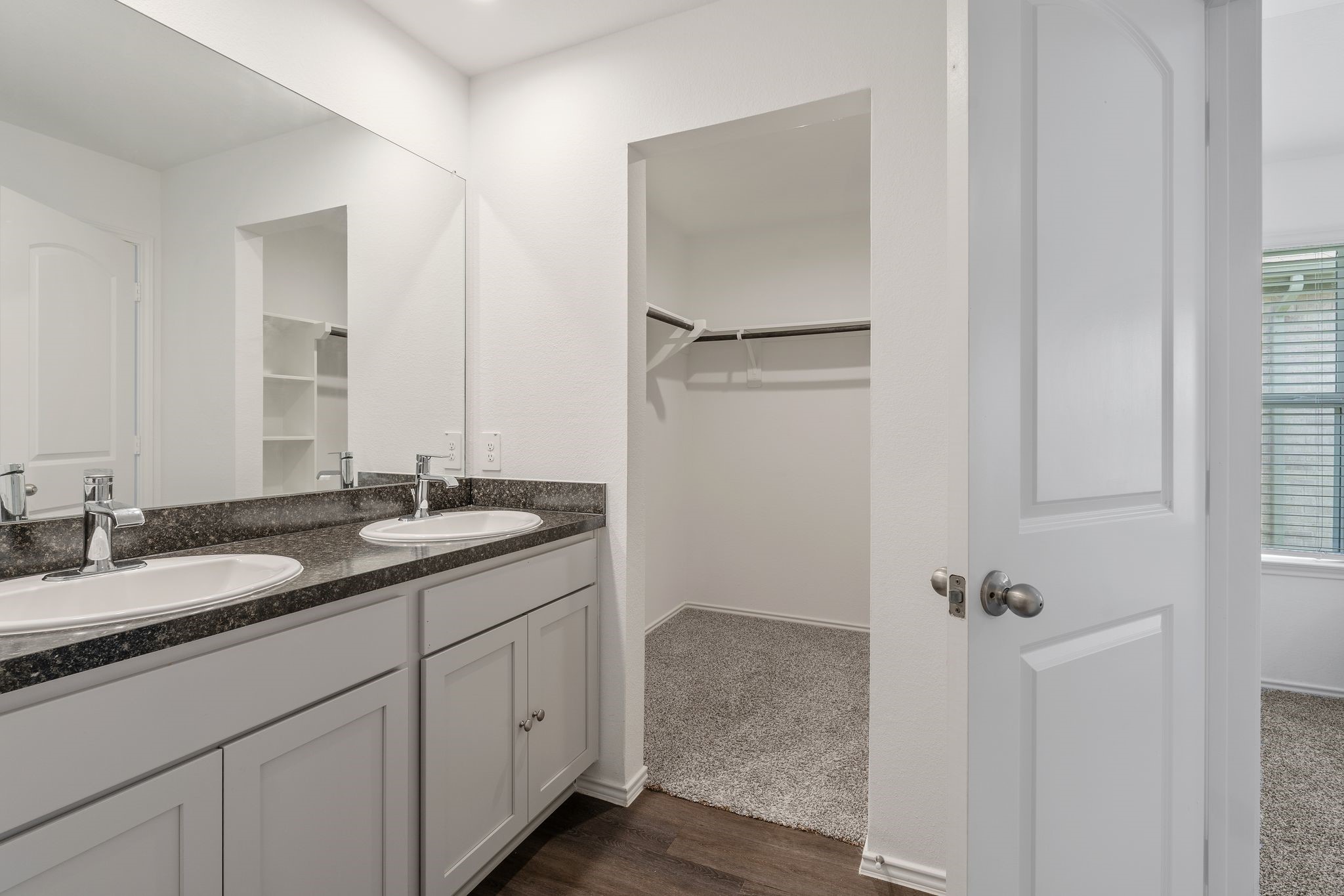 5203 Mossdale Bluff Lane Property Photo 23