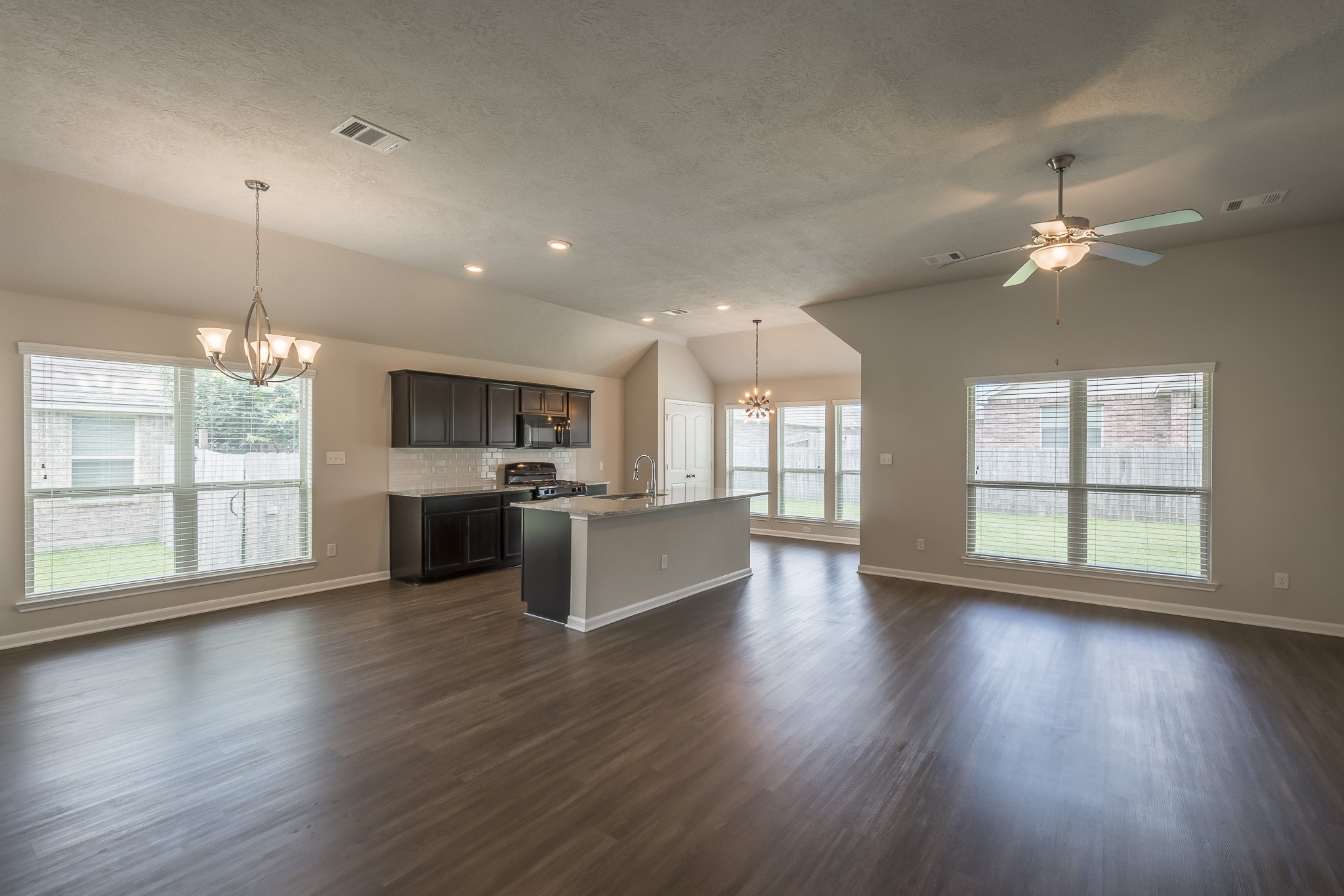 7418 Masters Drive Property Photo 3