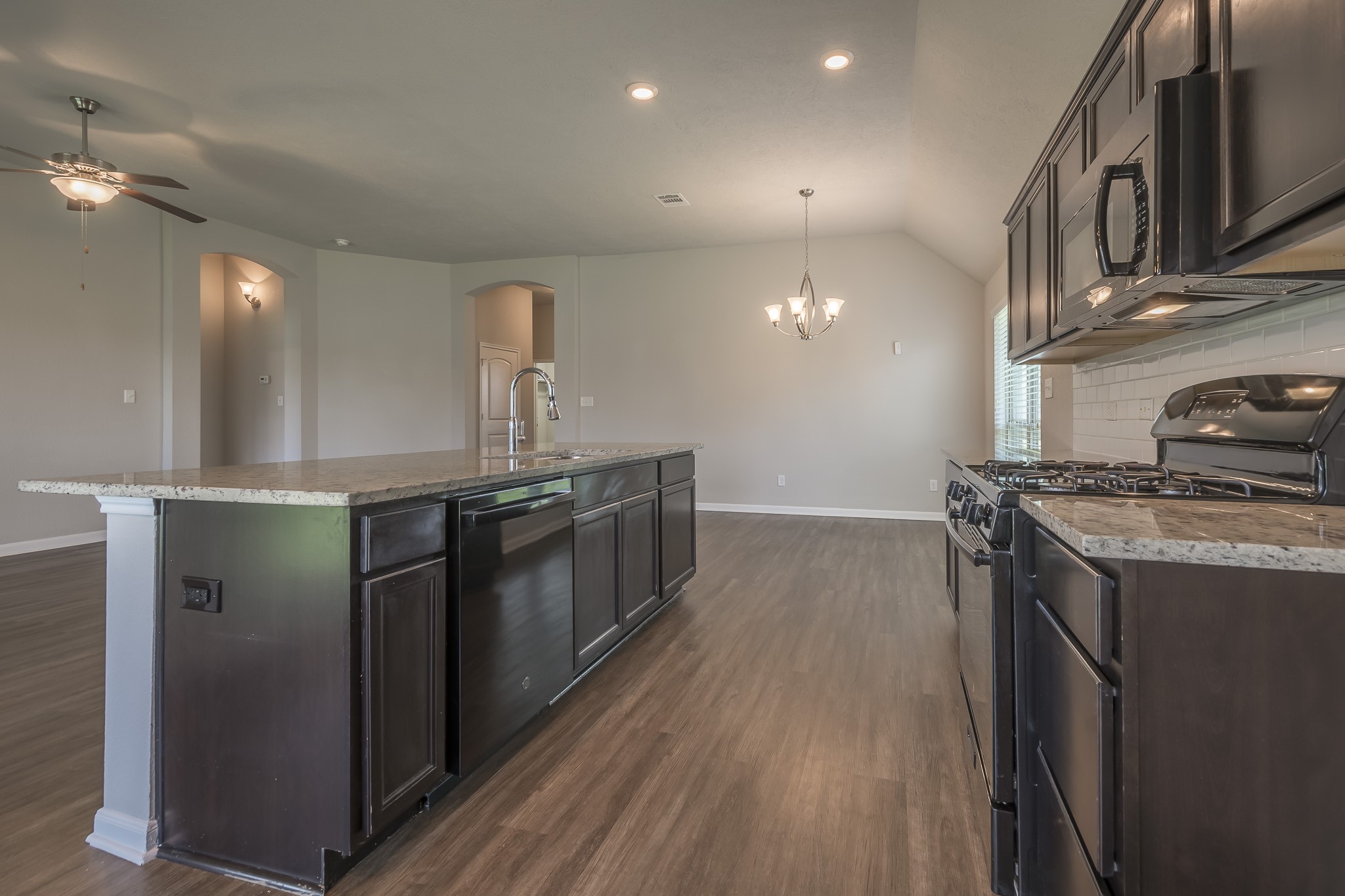 7418 Masters Drive Property Photo 9