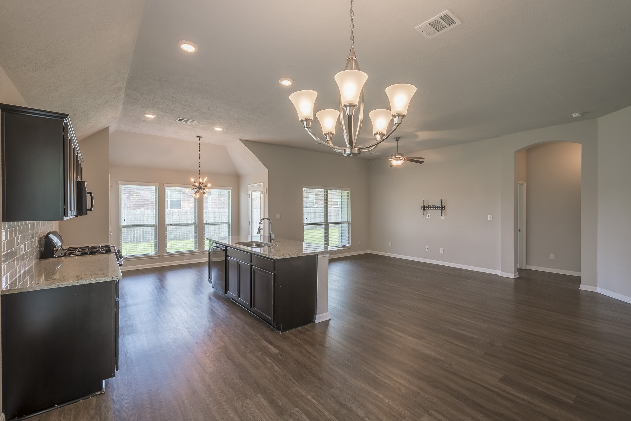 7418 Masters Drive Property Photo 10
