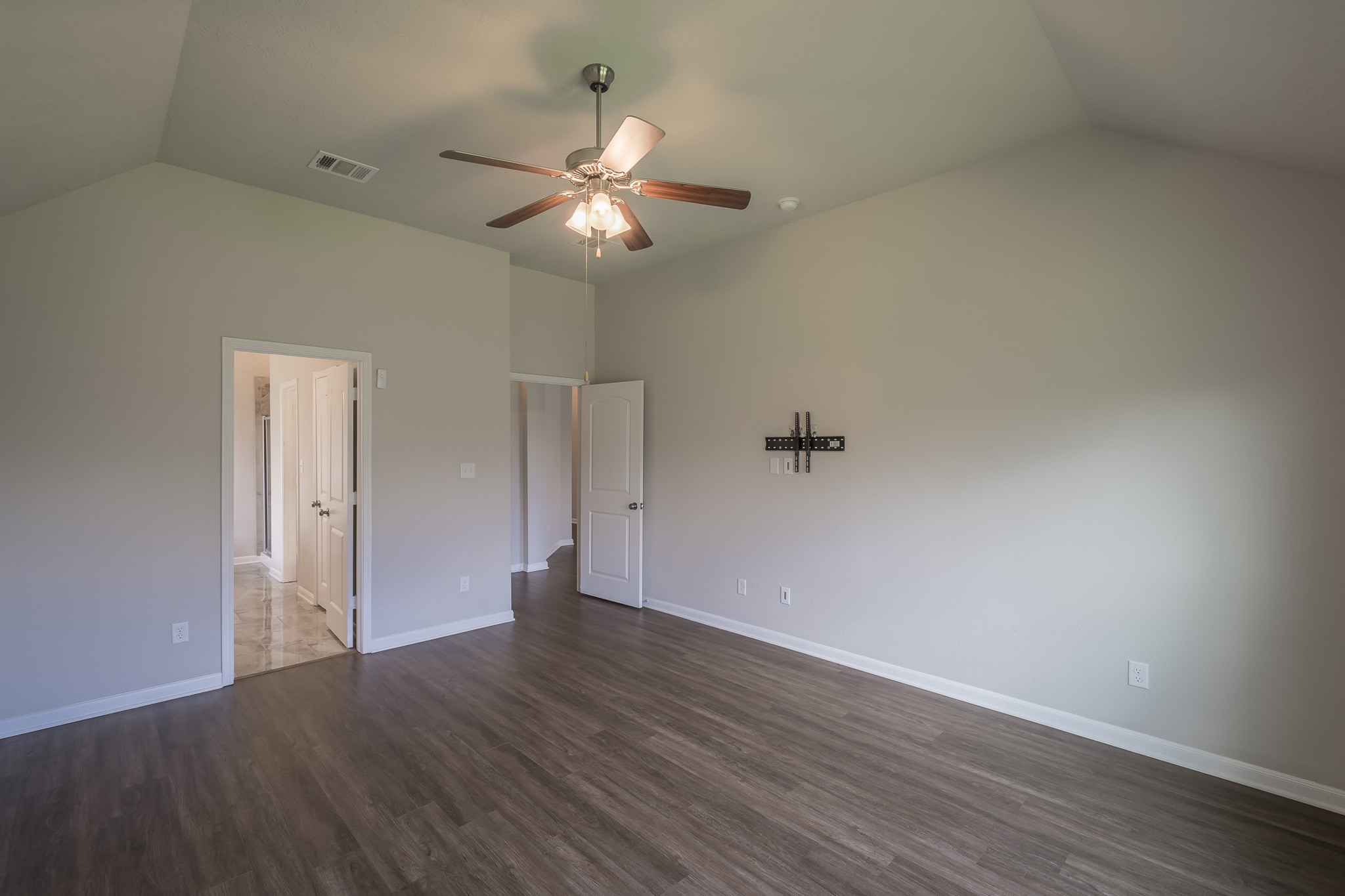 7418 Masters Drive Property Photo 12