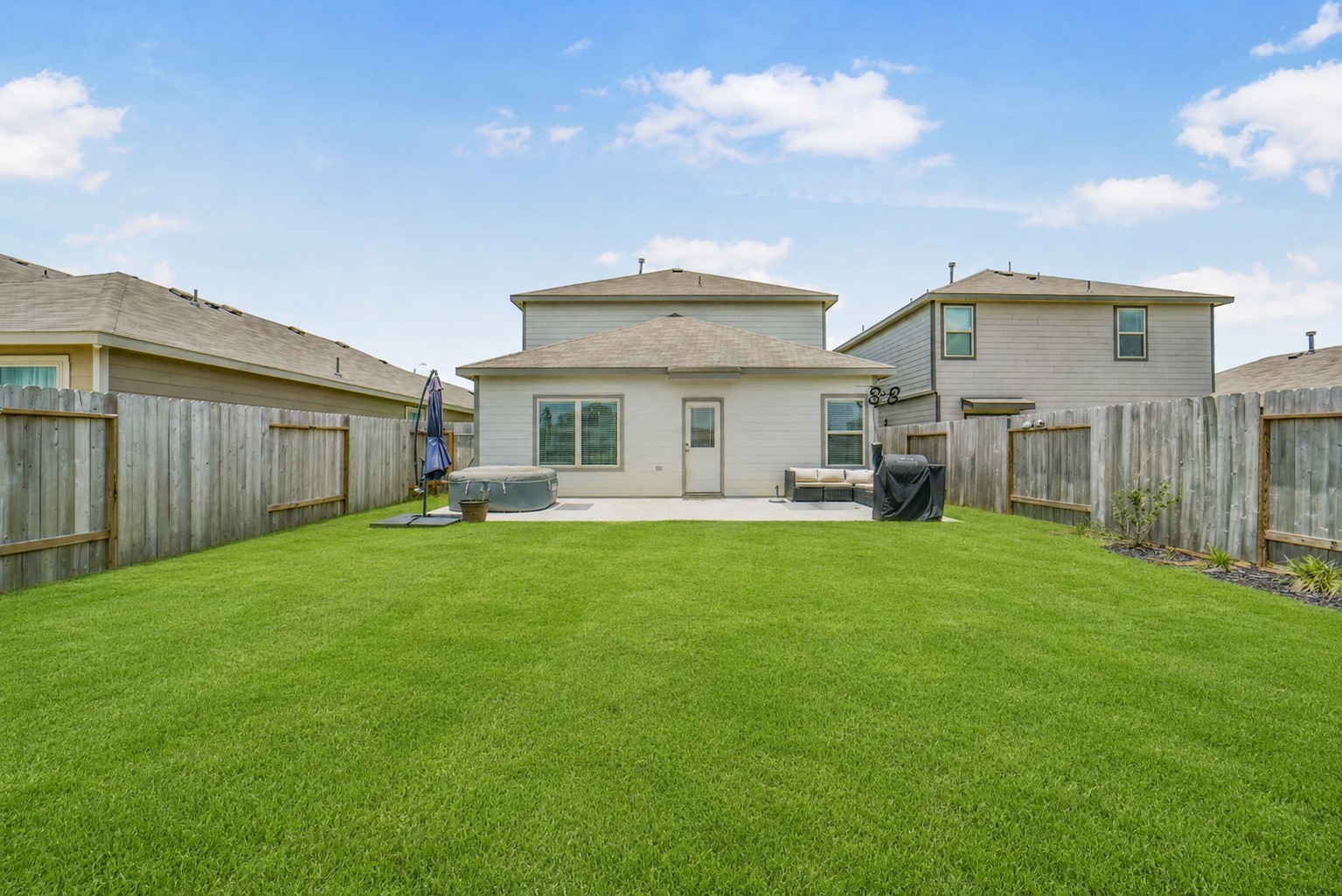 21610 Desert Lily Road Property Photo 32