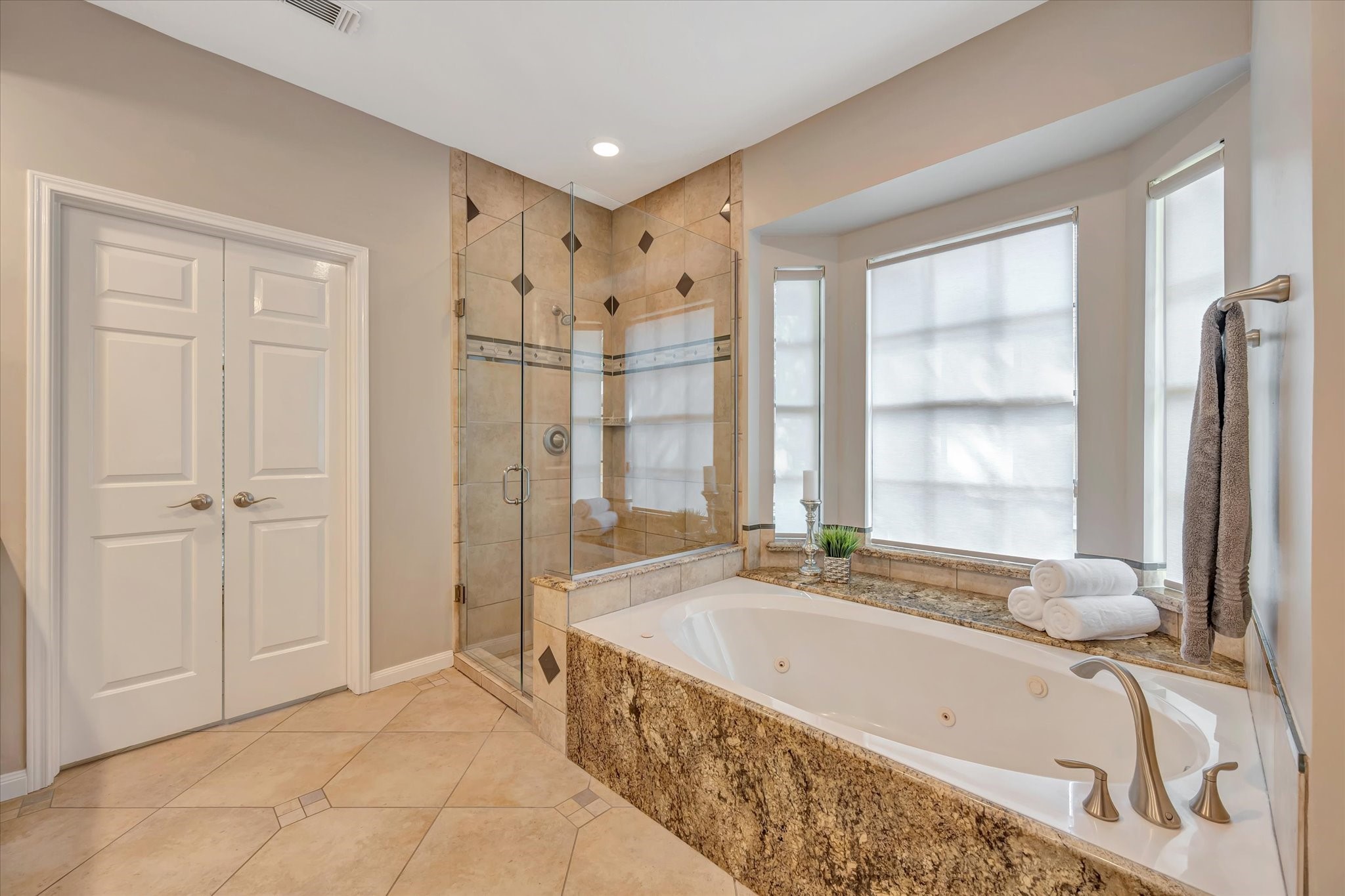 16531 Town Lake Court Property Photo 21