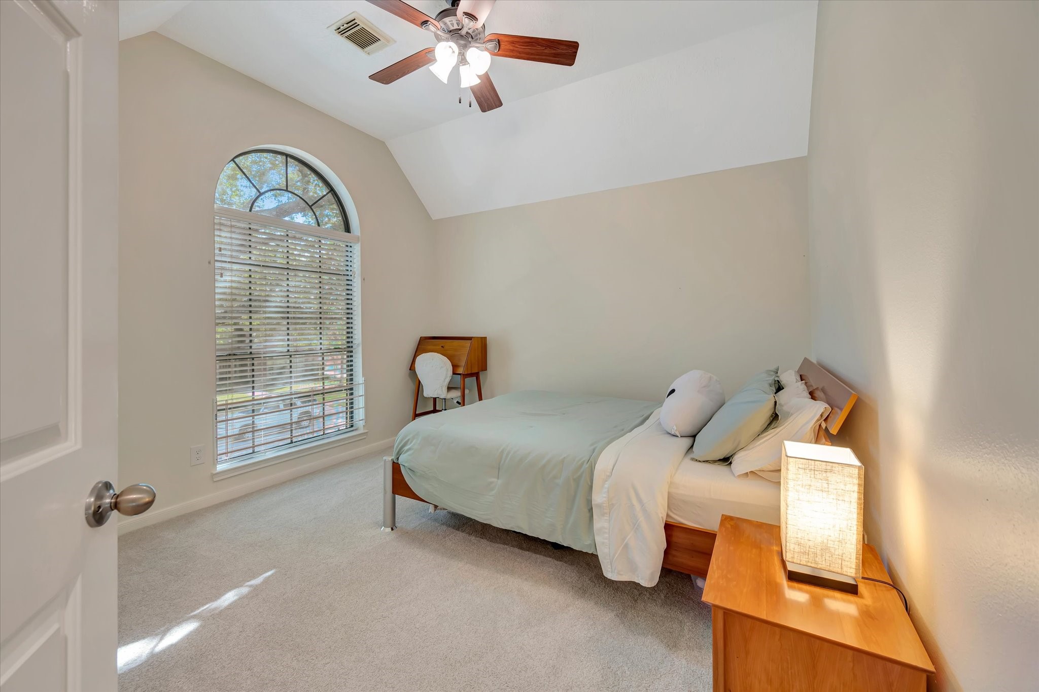 16531 Town Lake Court Property Photo 27