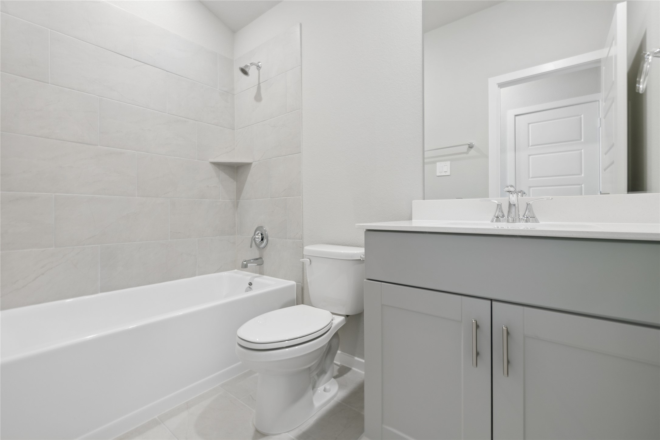8206 Blackwell Cove Drive Property Photo 8