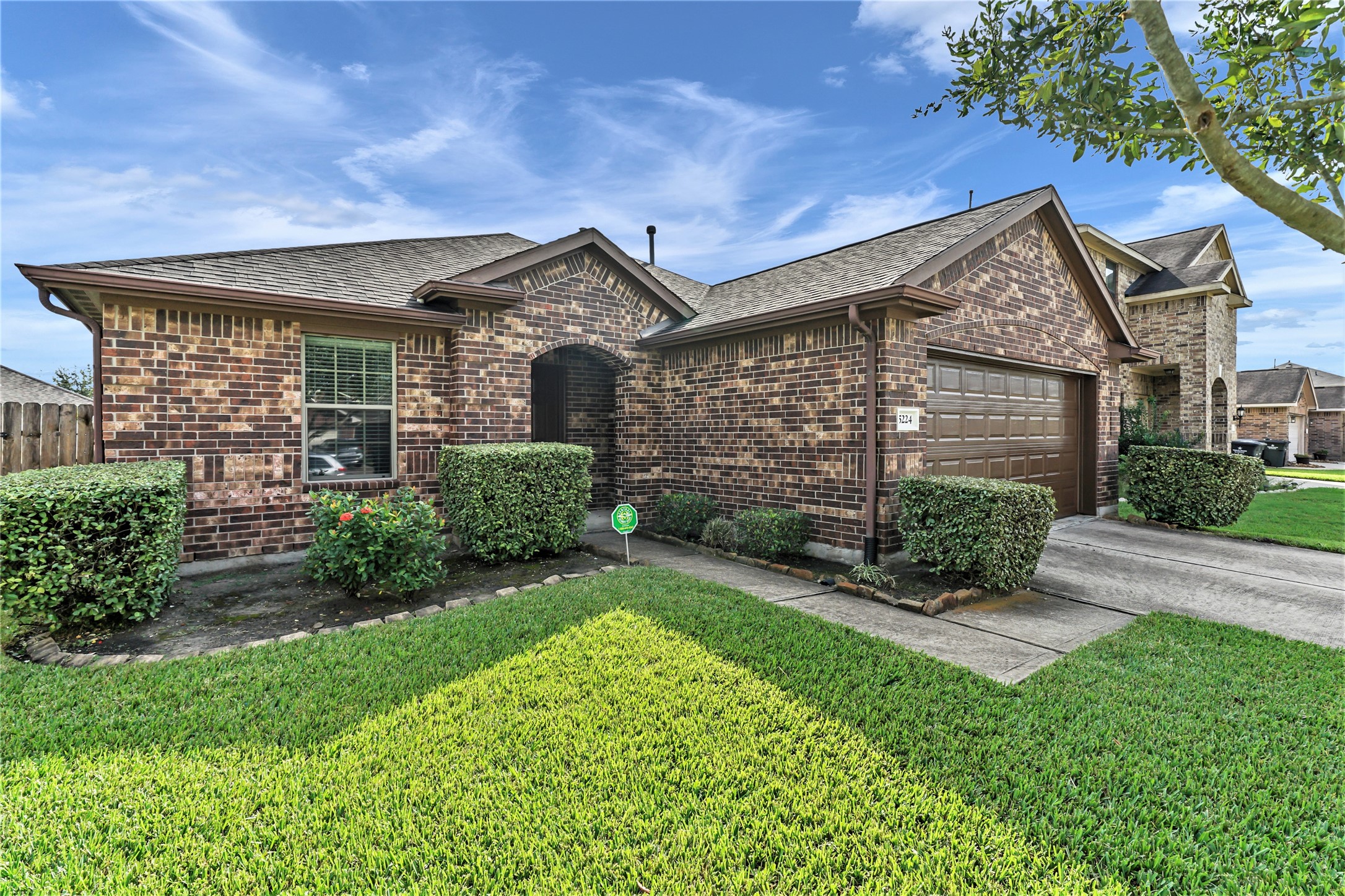 5224 La Rocco Way Property Photo 1