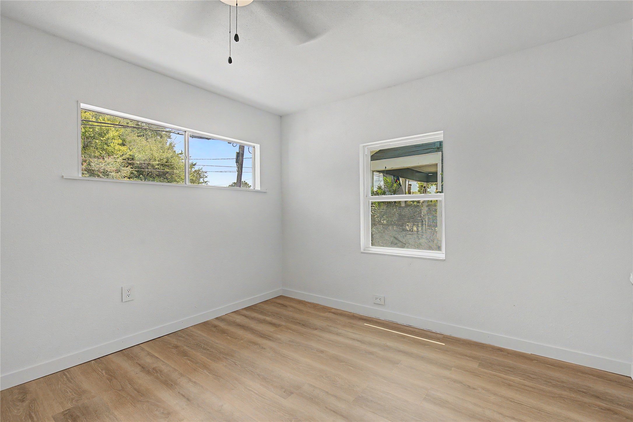 632 University Avenue Property Photo 16
