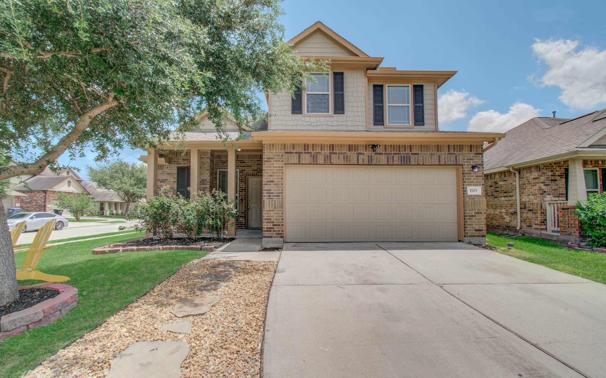 1703 Thornhampton Court Property Photo