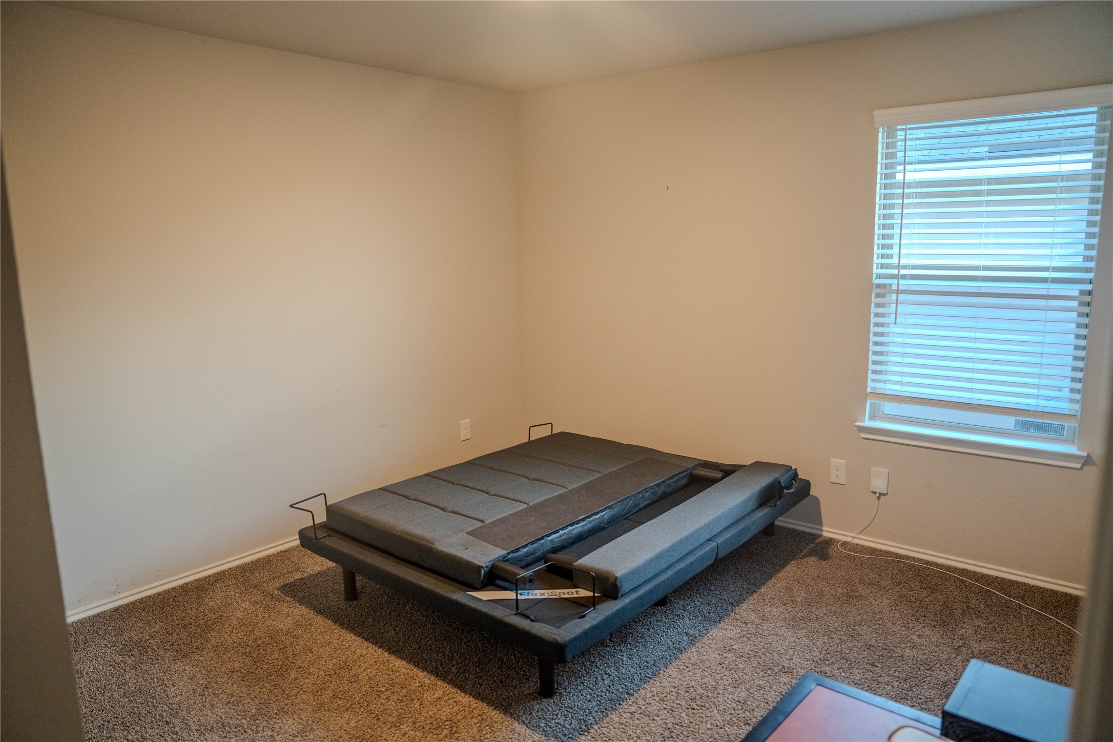 332 Pecos Drive Property Photo 9