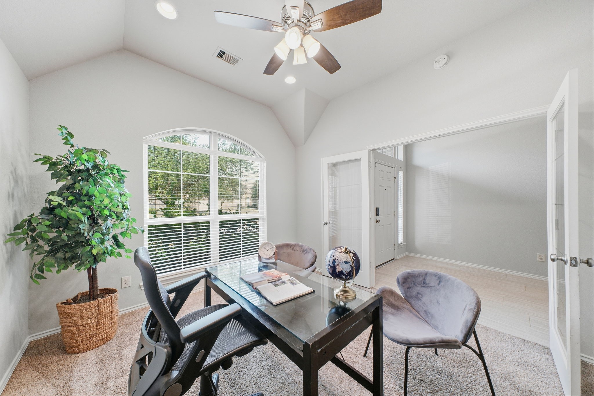 2903 Thornridge Bend Court Property Photo 4