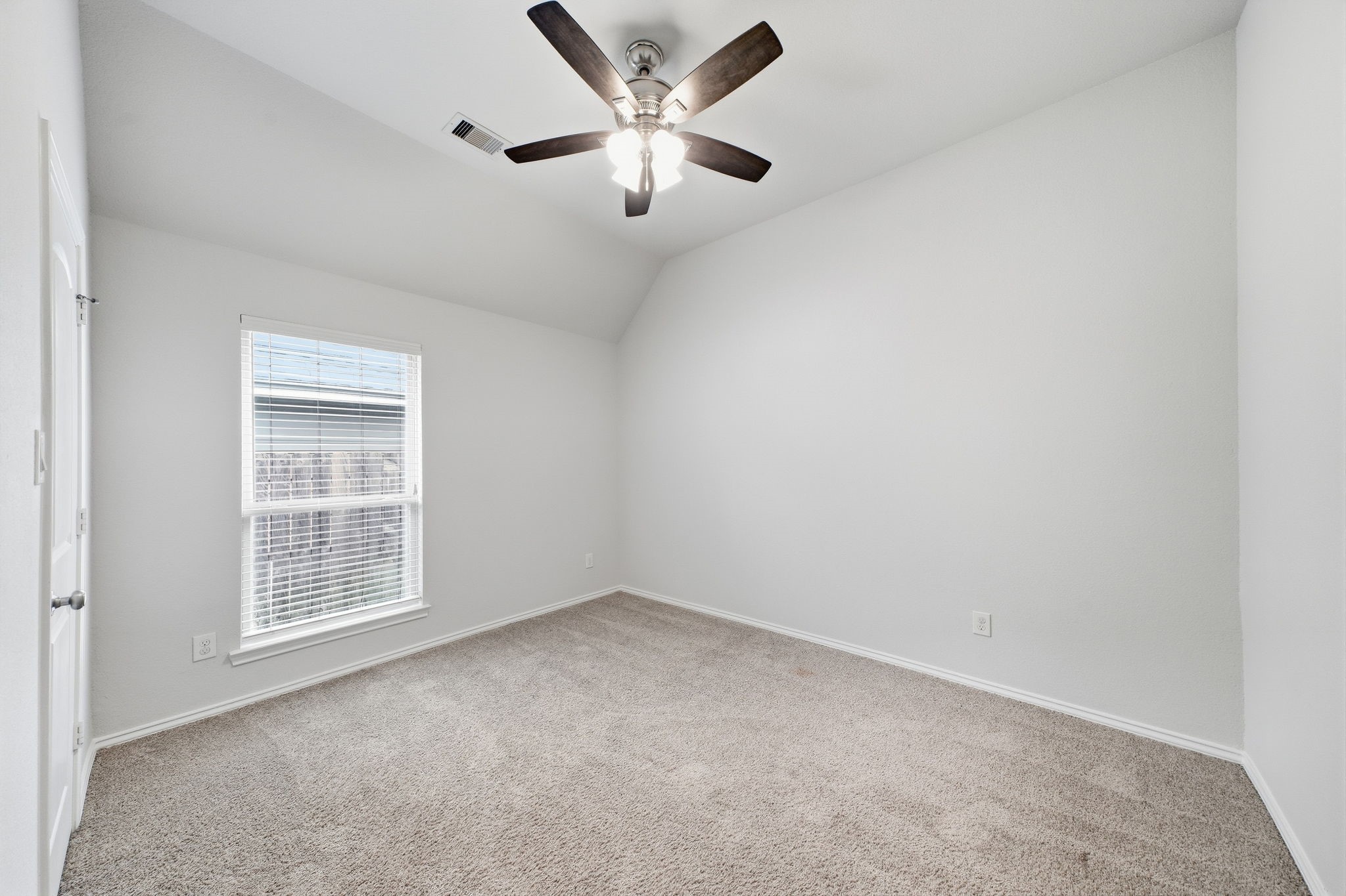 2903 Thornridge Bend Court Property Photo 21
