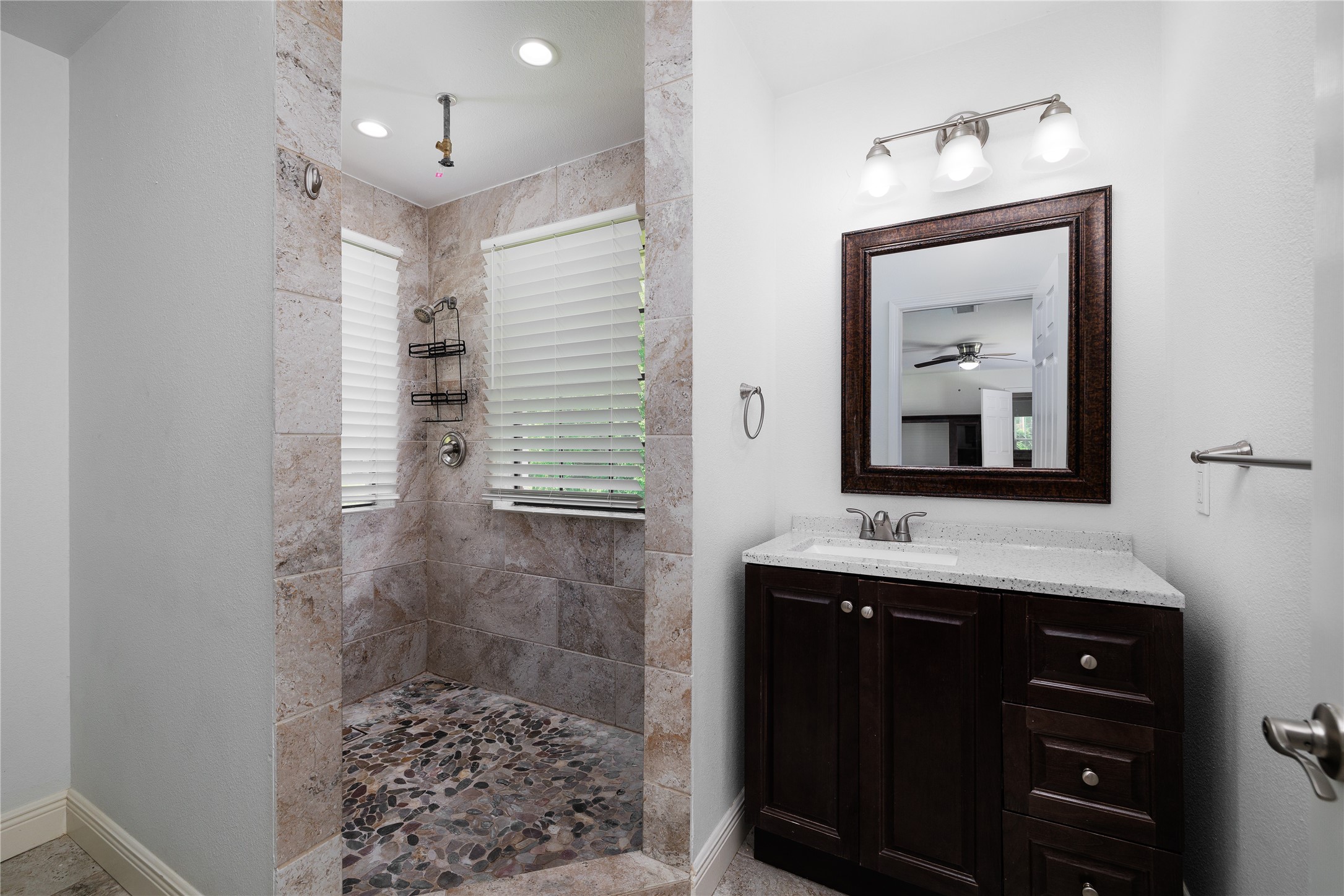 12826 Hill Dr Property Photo 33