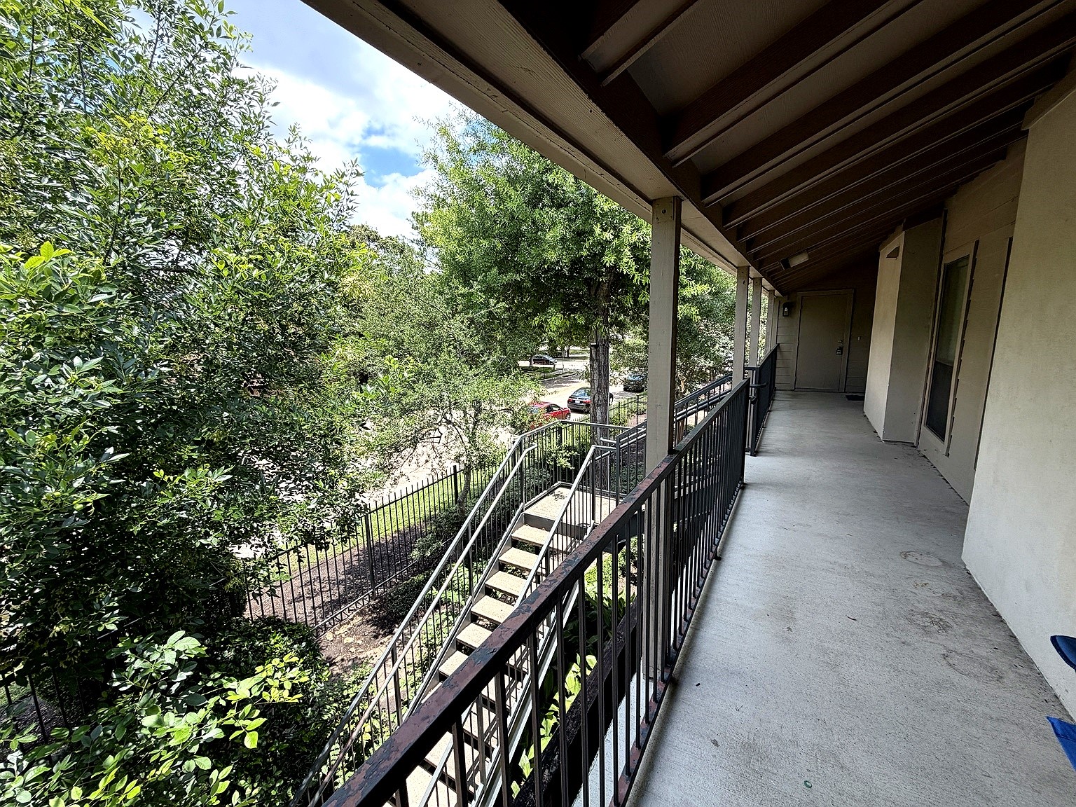 1100 Augusta Drive 80 Property Photo 11
