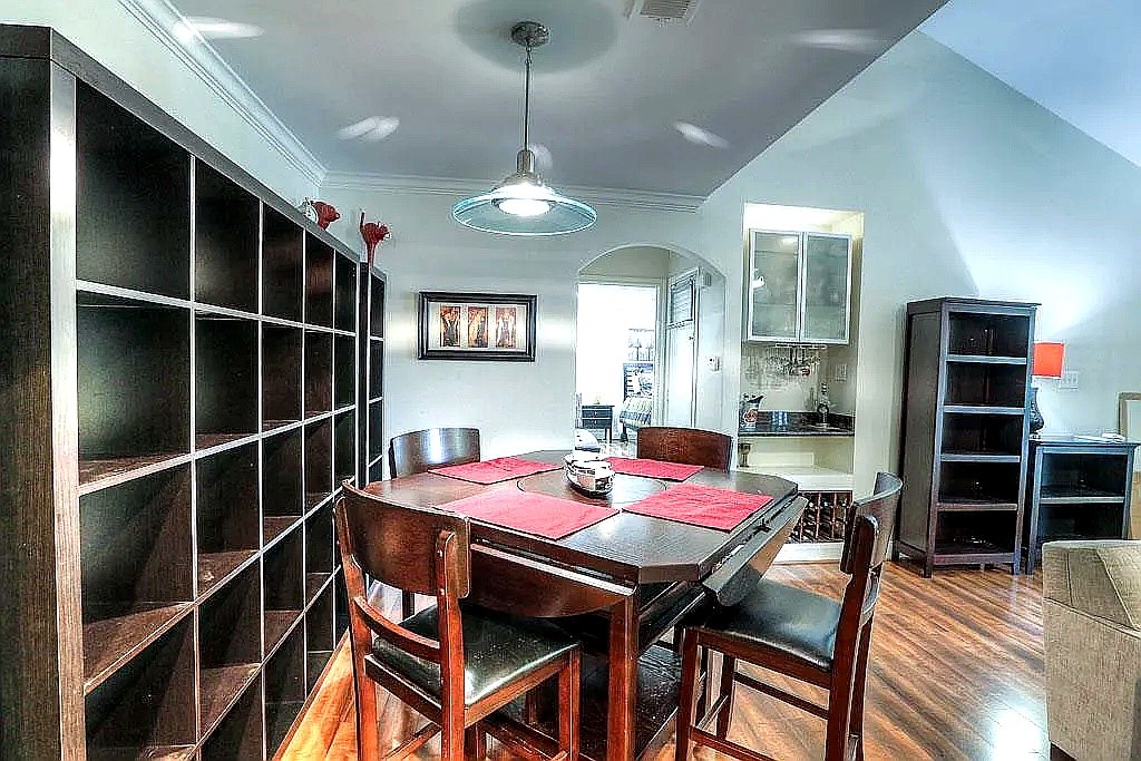 1100 Augusta Drive 80 Property Photo 14