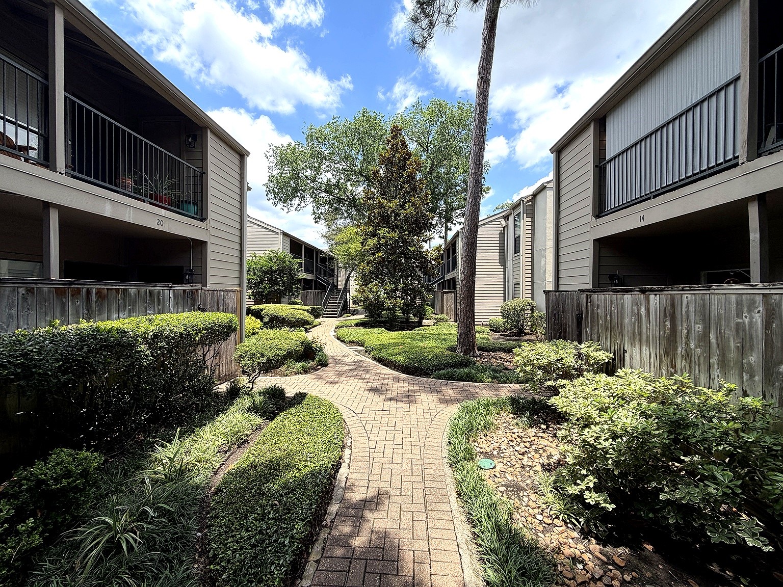 1100 Augusta Drive 80 Property Photo 16