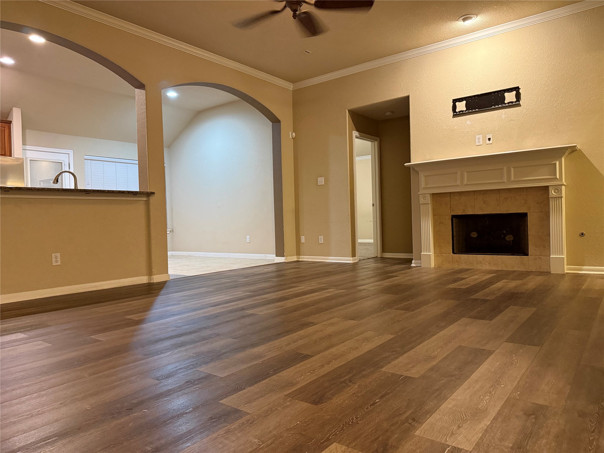12410 Gershwin Oak Street Property Photo 3