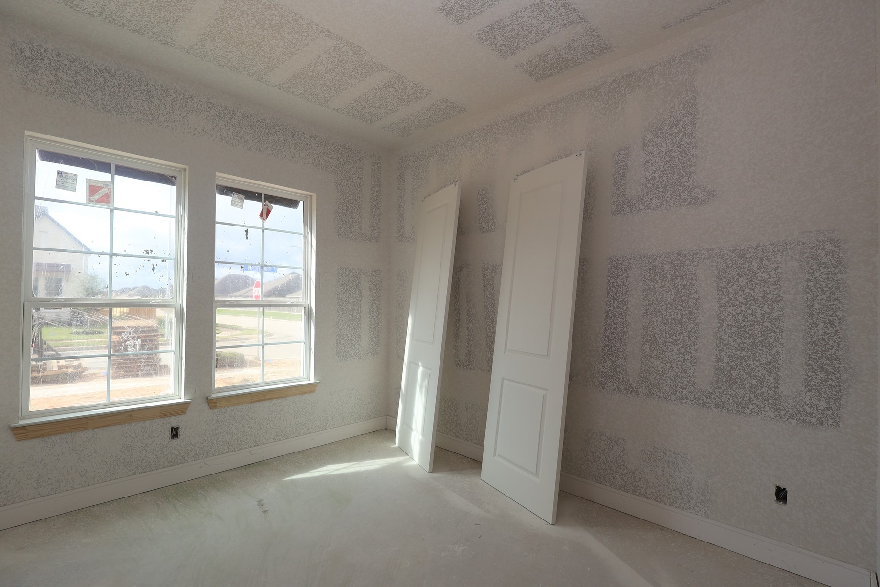 1801 N Wildflower Drive Property Photo 8