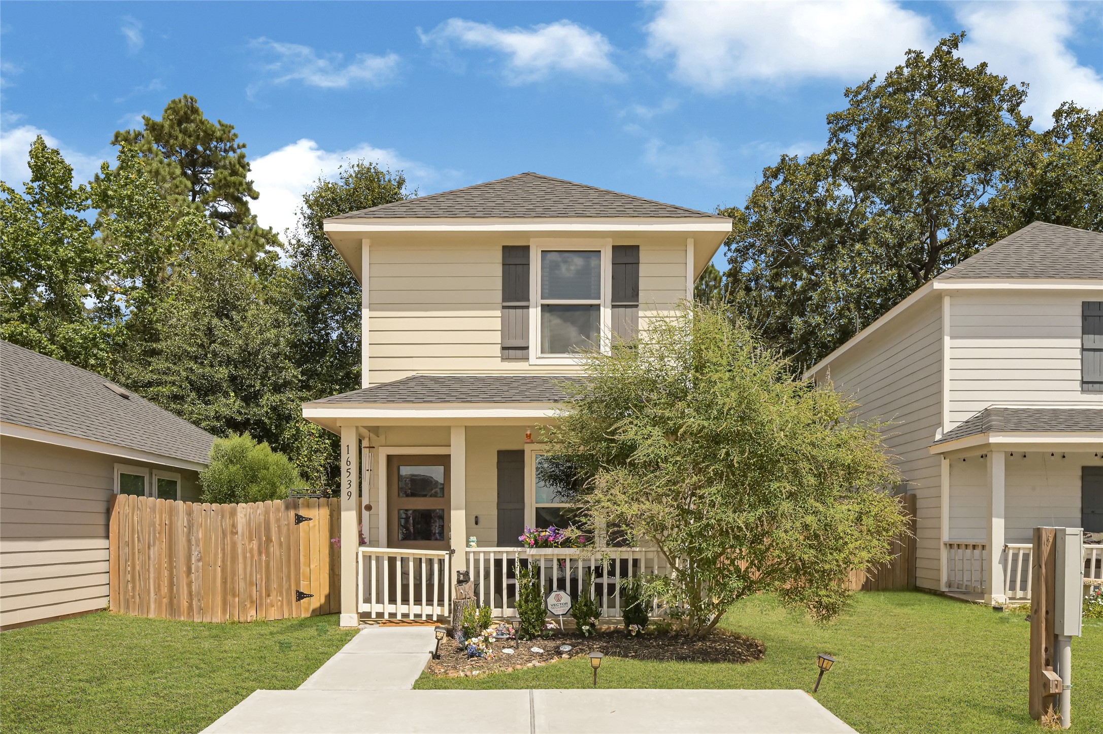 16539 Jasmine Marie Place Property Photo 1