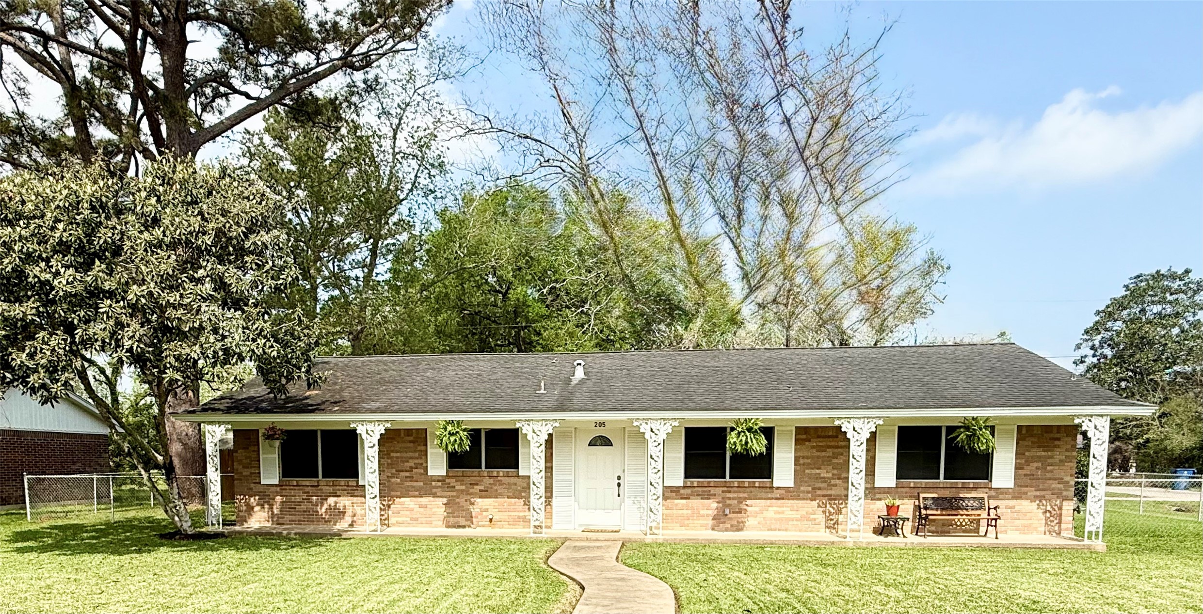 205 Hammond Loop Property Photo 1