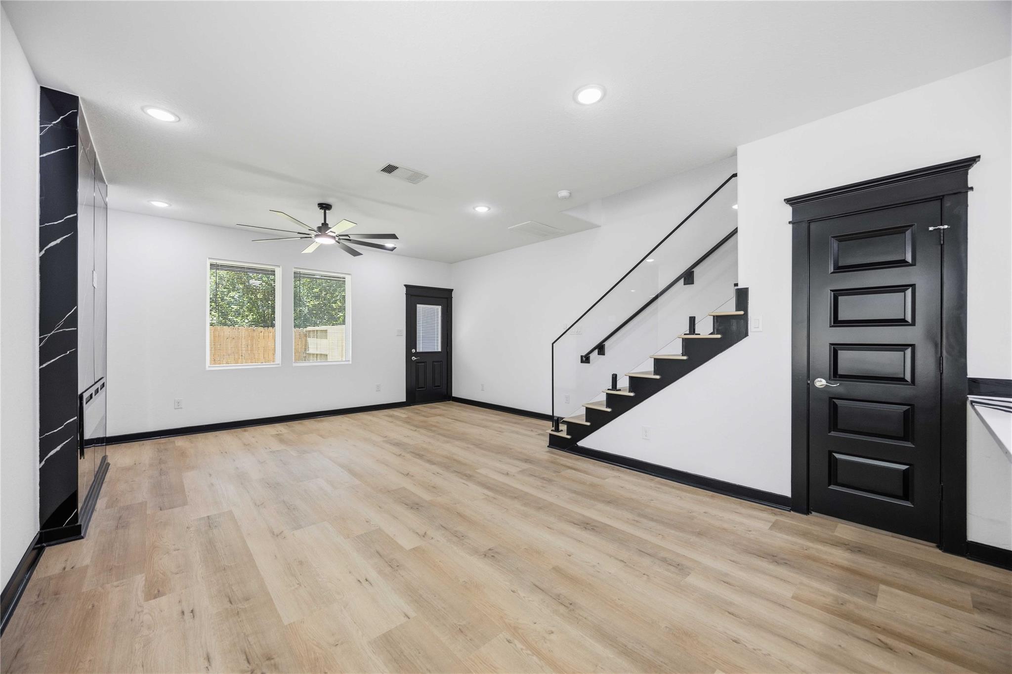 8028 Penrod Street, Houston Tx 77028 Property Photo 8