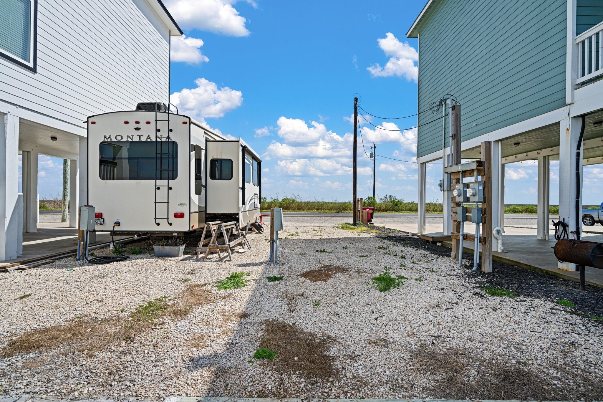 2786 Fm-2031 Property Photo 2
