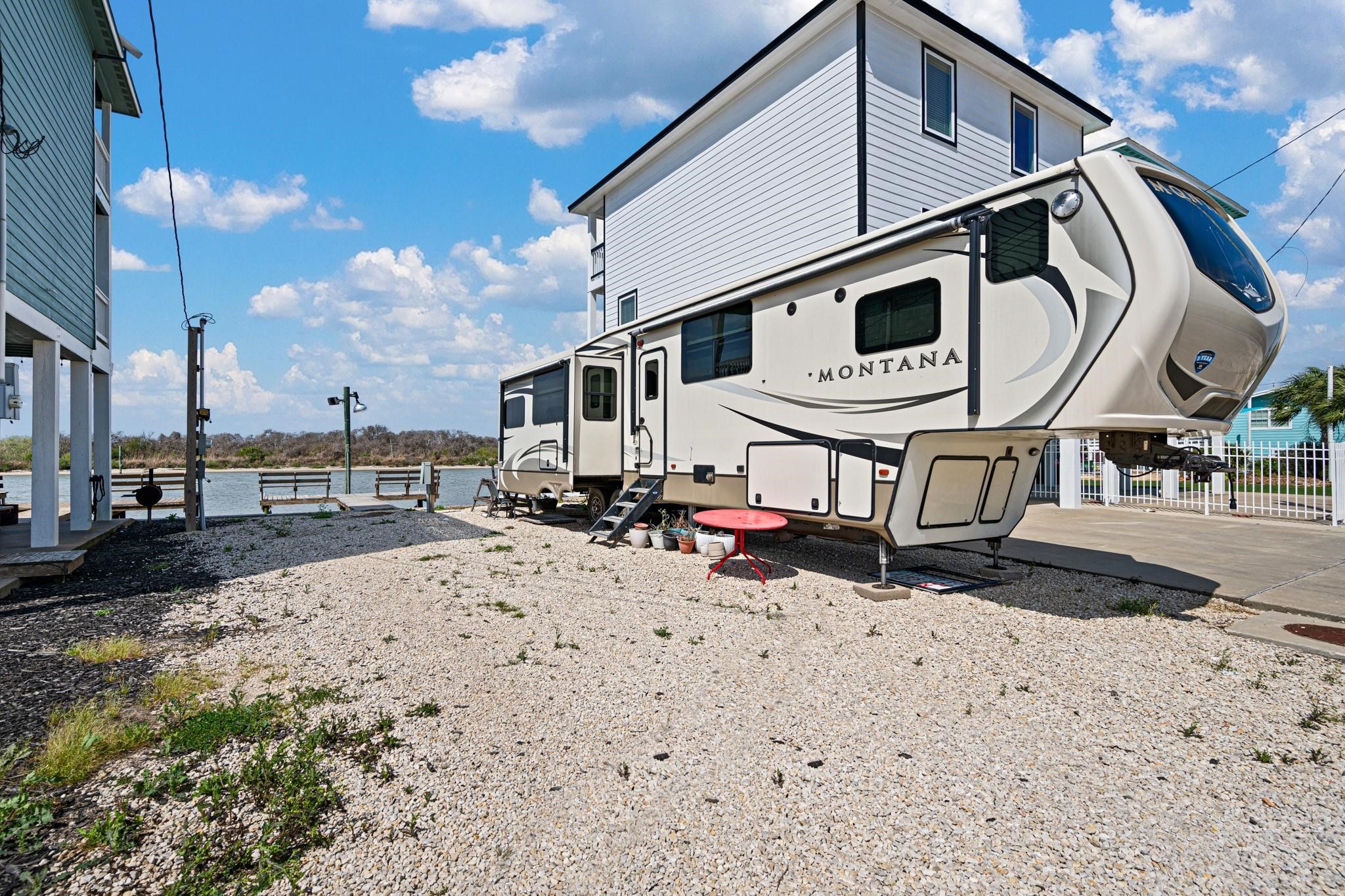 2786 Fm-2031 Property Photo 3