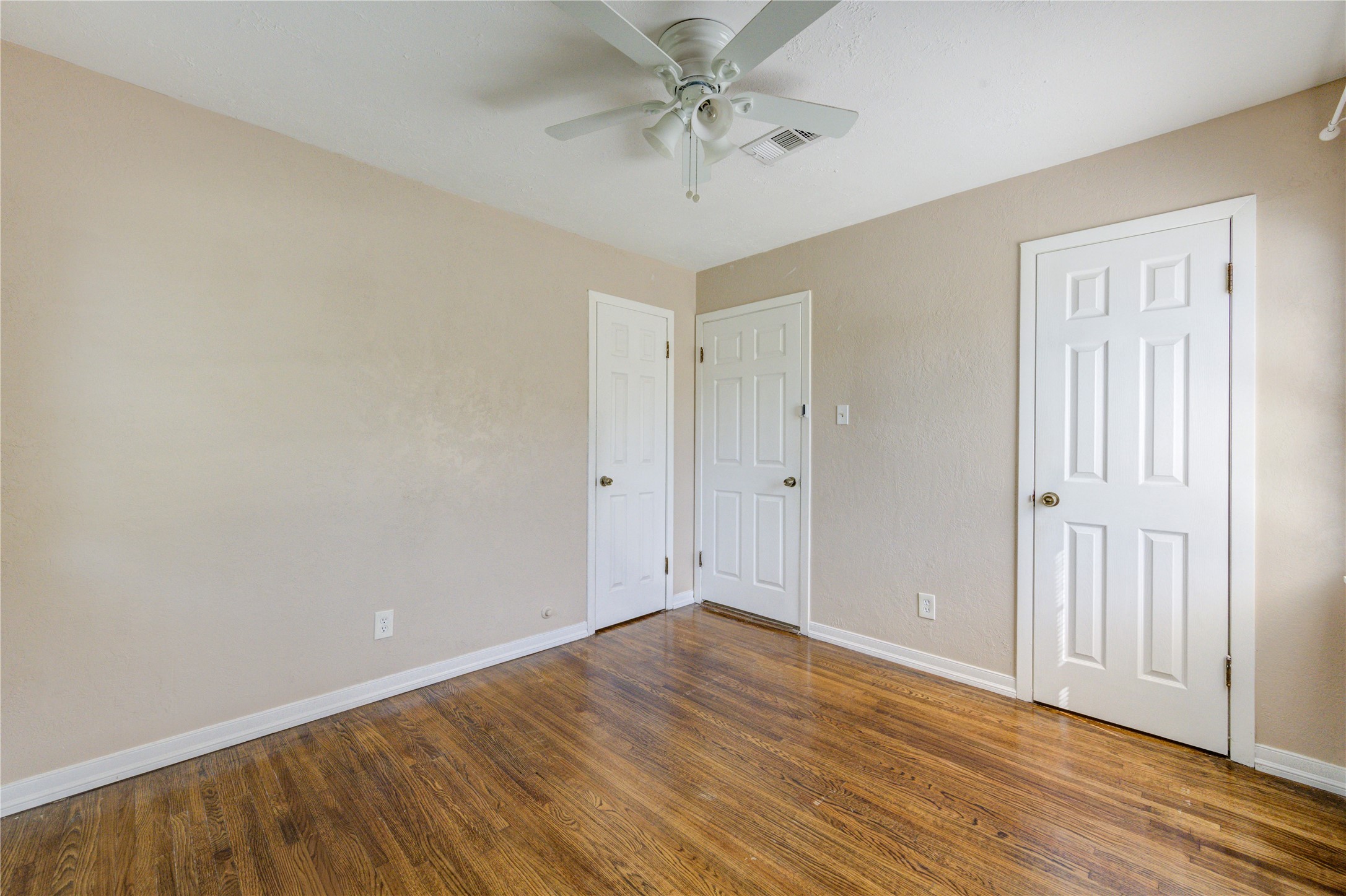 3205 Hays Street Property Photo 25