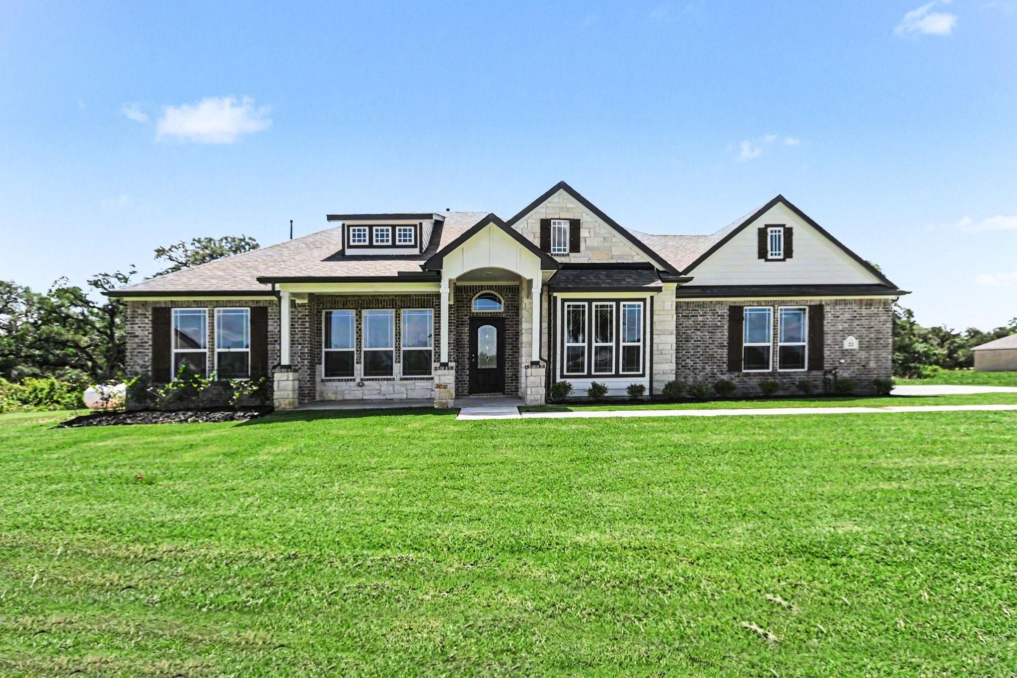 27 Red Barn Road, Bay City Tx 77414 Property Photo 1