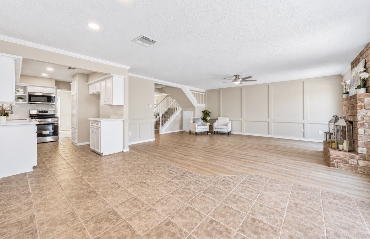 26 Chapparal Court Property Photo 2